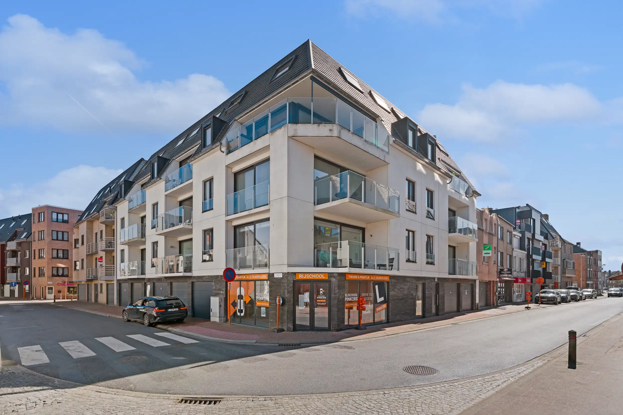 Instapklaar 2-slpk app. met terras vlak bij zee foto 18