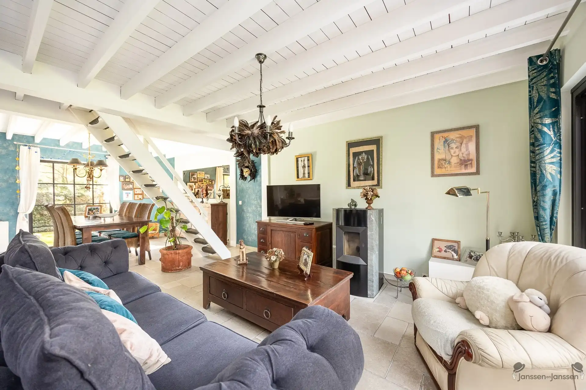 Instapklare woning met verzorgde tuin op een perceel van 810 m² foto 6