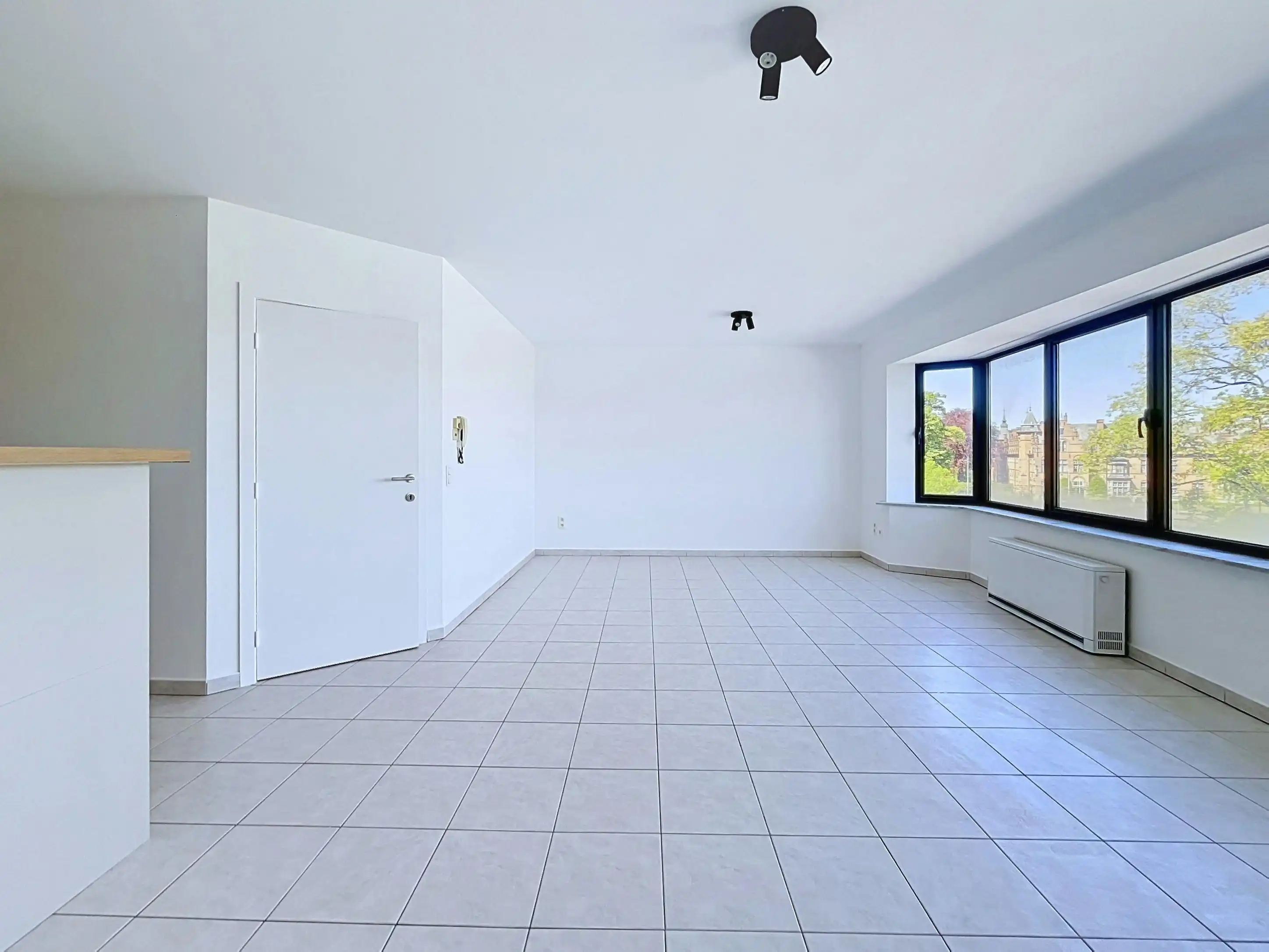 Appartement met 2 slaapkamers en terras aan station Eeklo foto 8