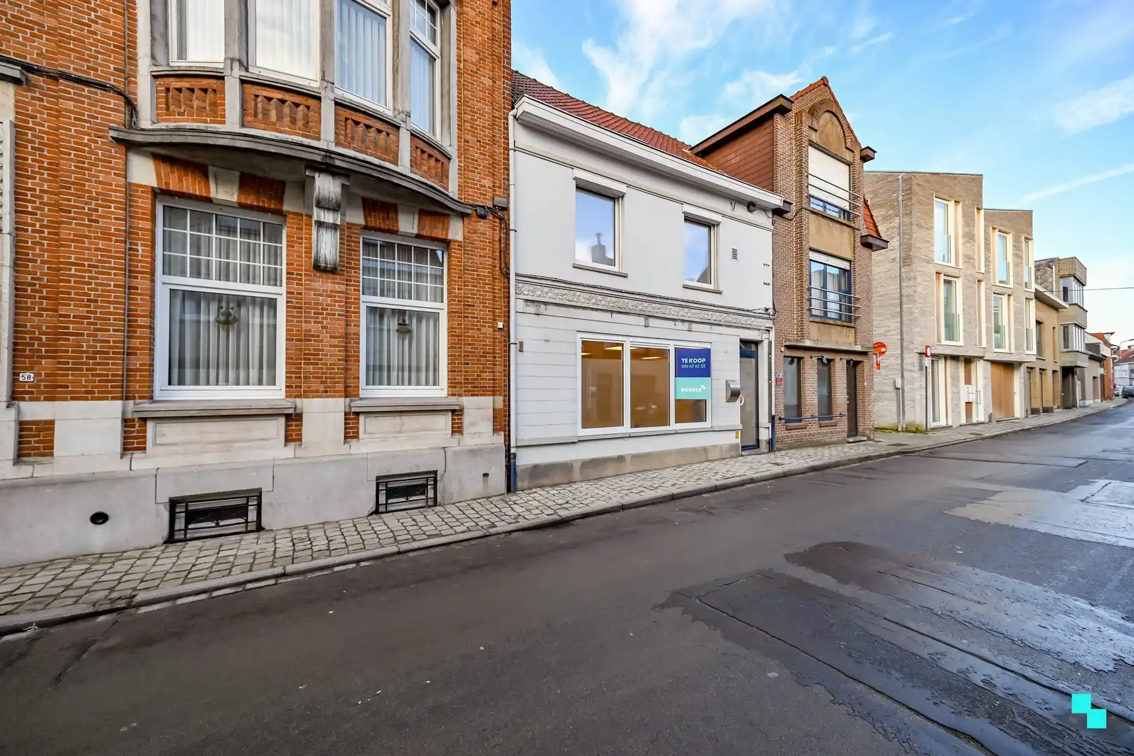 Gerenoveerde woning nabij centrum Izegem foto 26