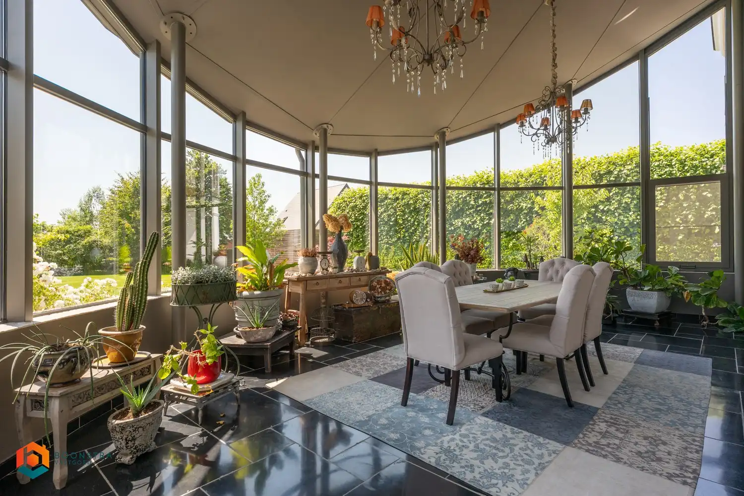 Prachtige en energiezuinige villa (587 m² bewoonbaar) op een perceel van 2617 m² te Hulshout foto 3