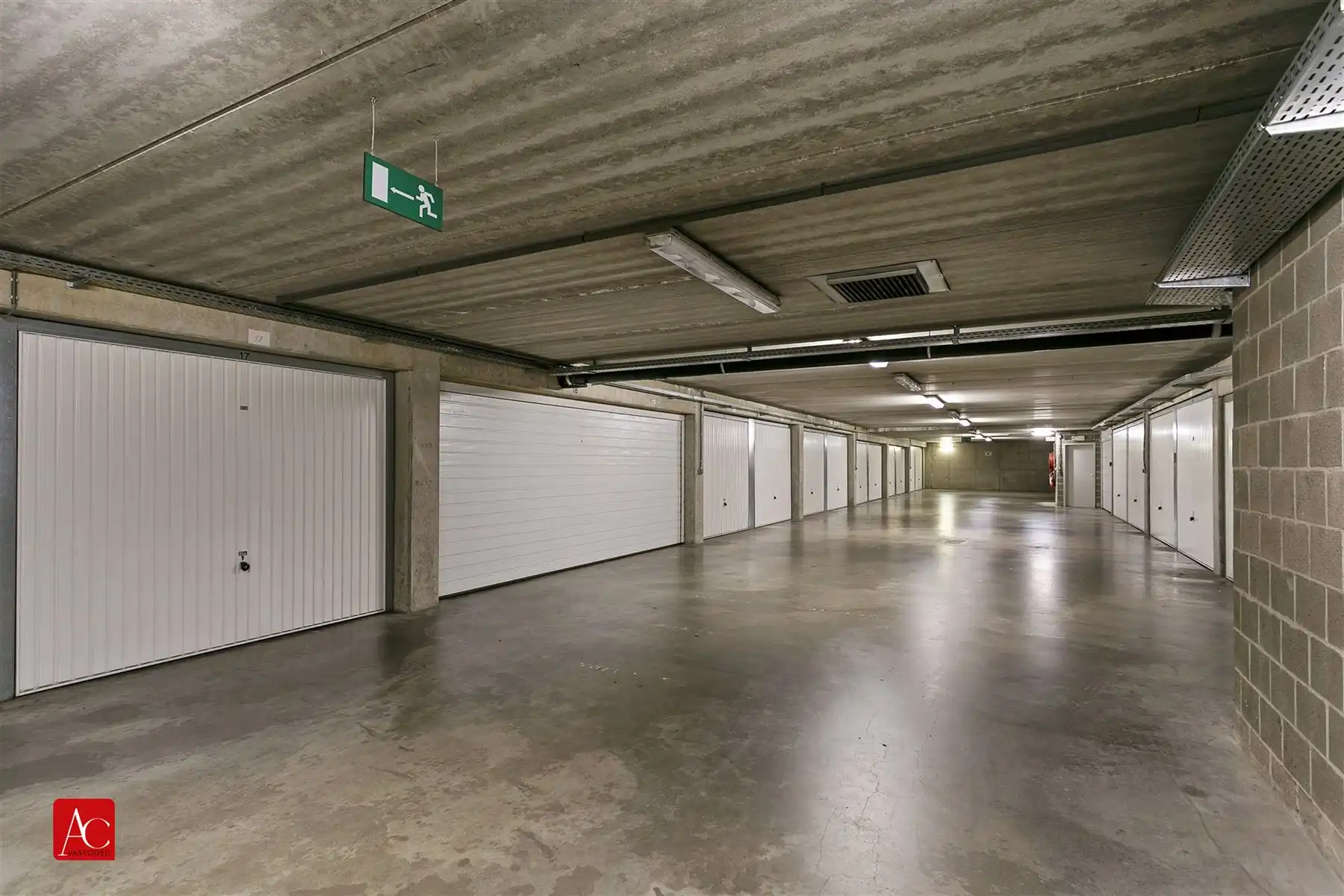 Appartement 1ste verdieping met ondergrondse garage foto 25