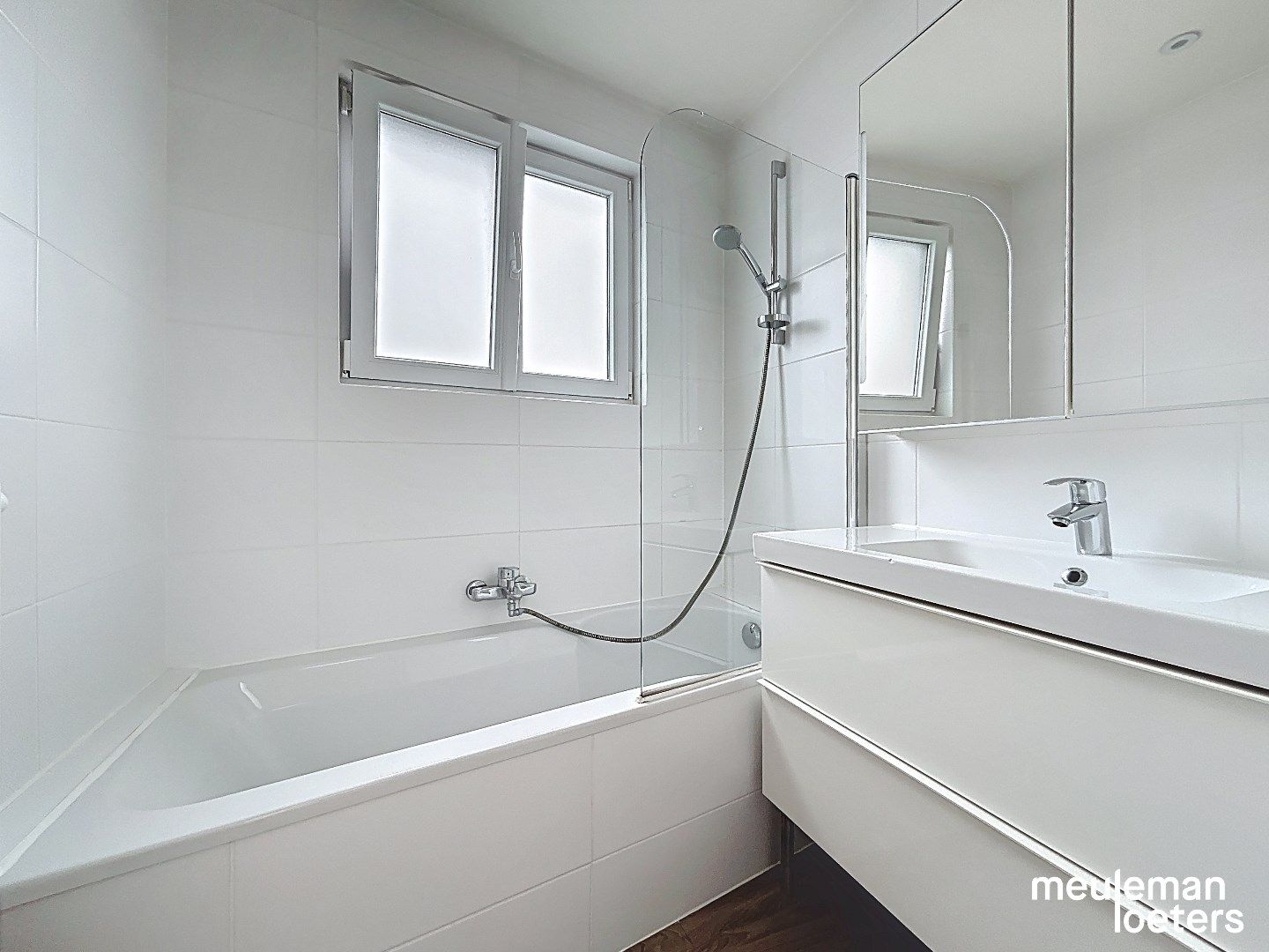 lichtrijk en energiezuinig appartement met balkon foto 11