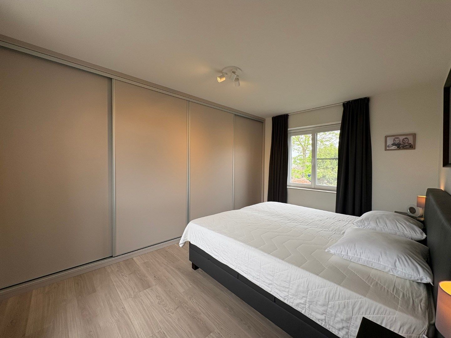 Moderne, instapklare, halfopen bebouwing foto 6