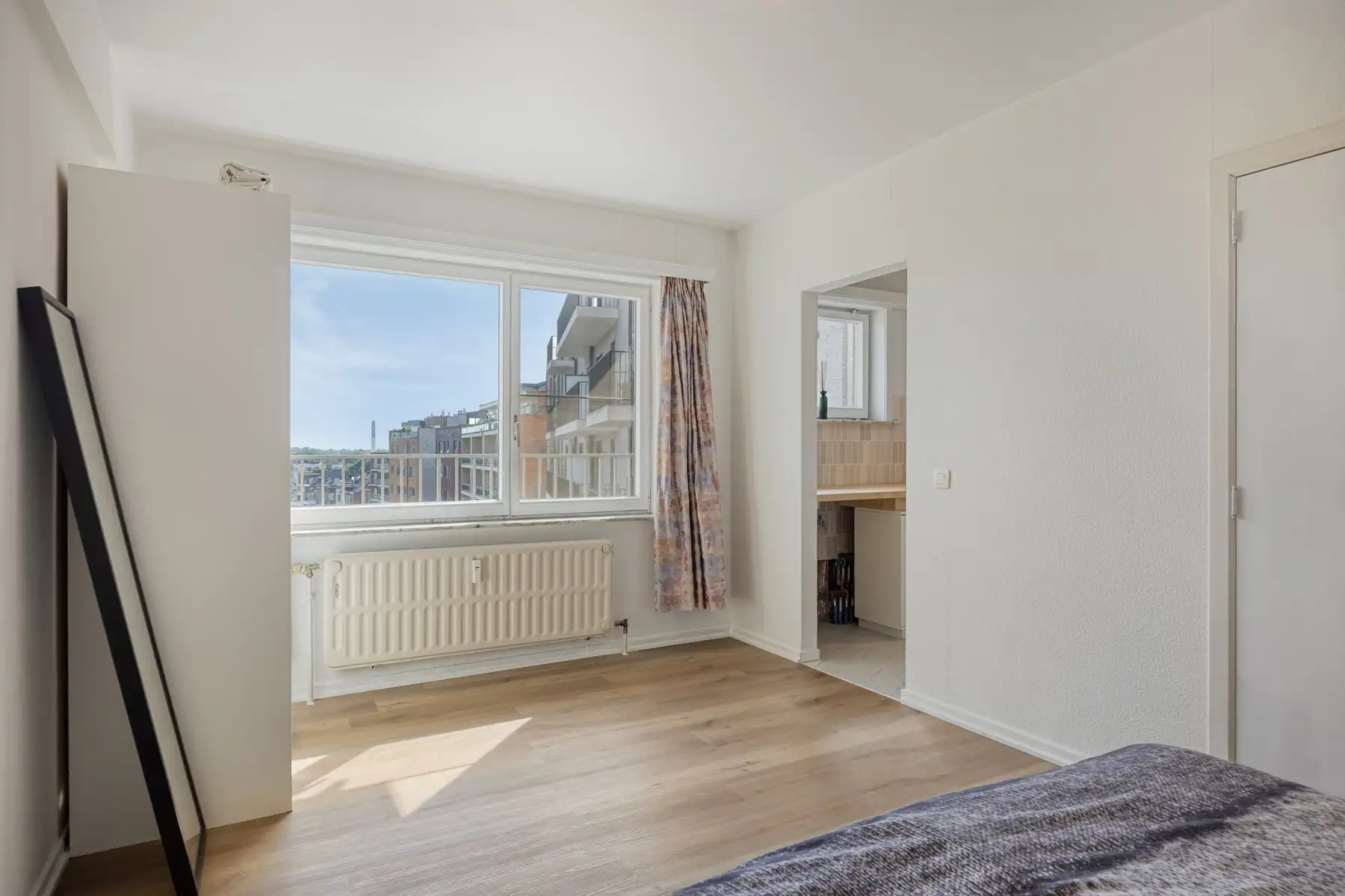 Instapklaar appartement met 1 slaapkamer en terras! foto 16