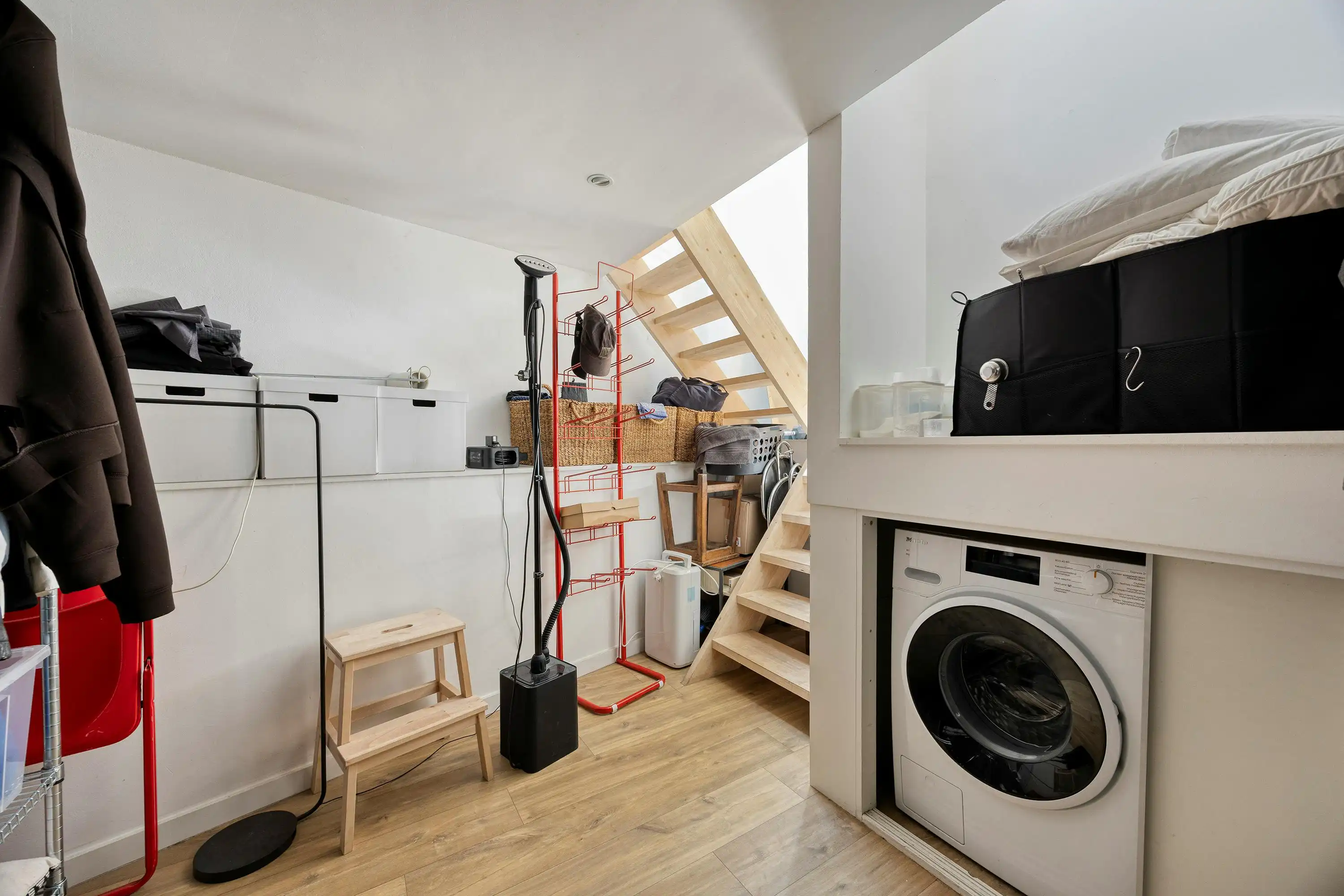 Stijlvolle studio van 78 m² met uitgesproken loftgevoel foto 17