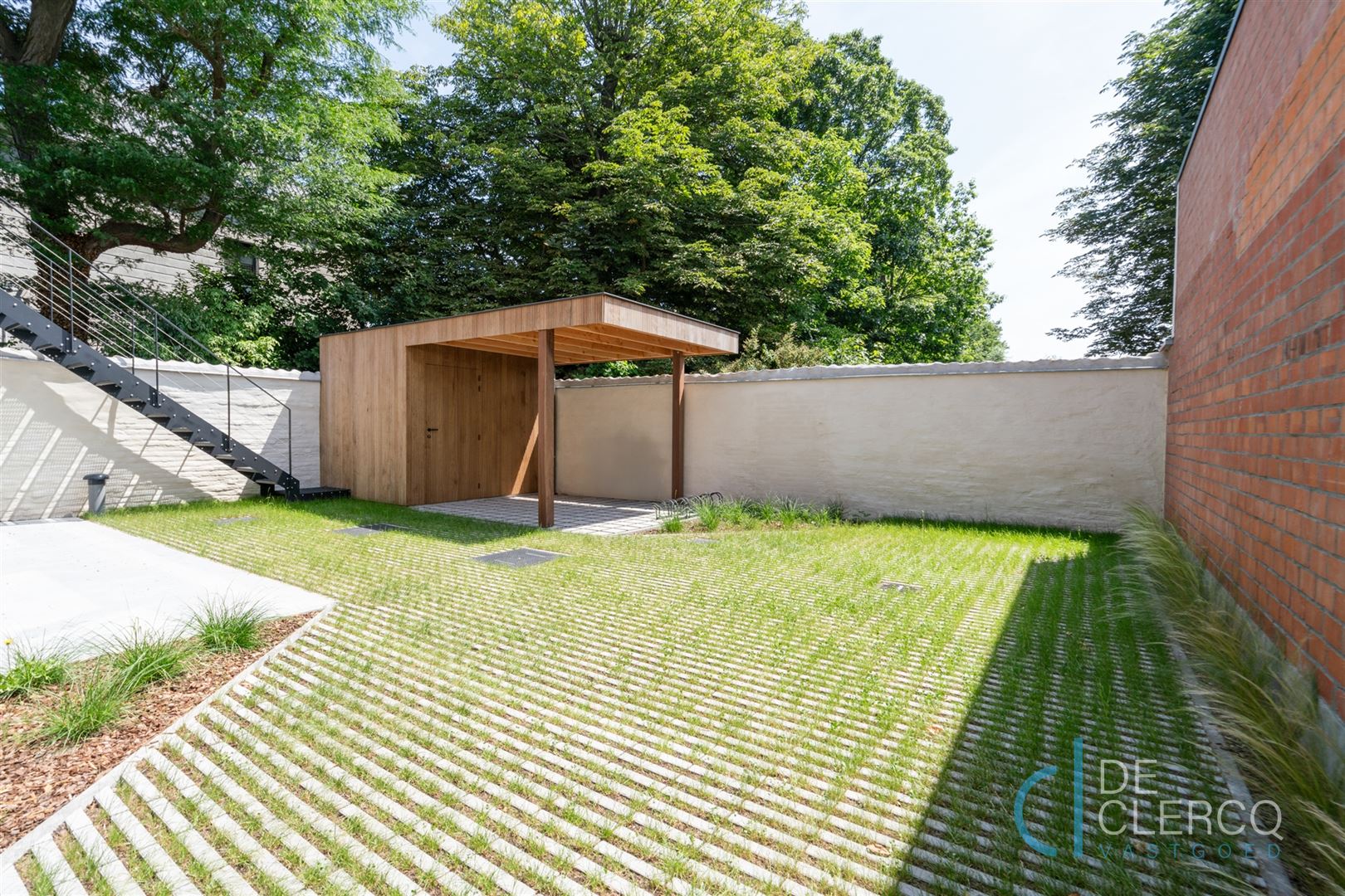 Piekfijn gerenoveerd appartement te koop, centrum Lochristi! foto 19