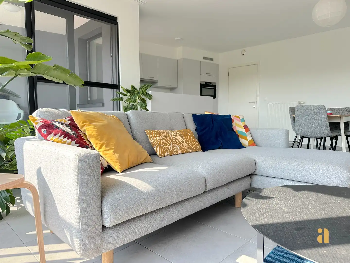 Zonnig en lichtrijk appartement met waterzicht foto 4