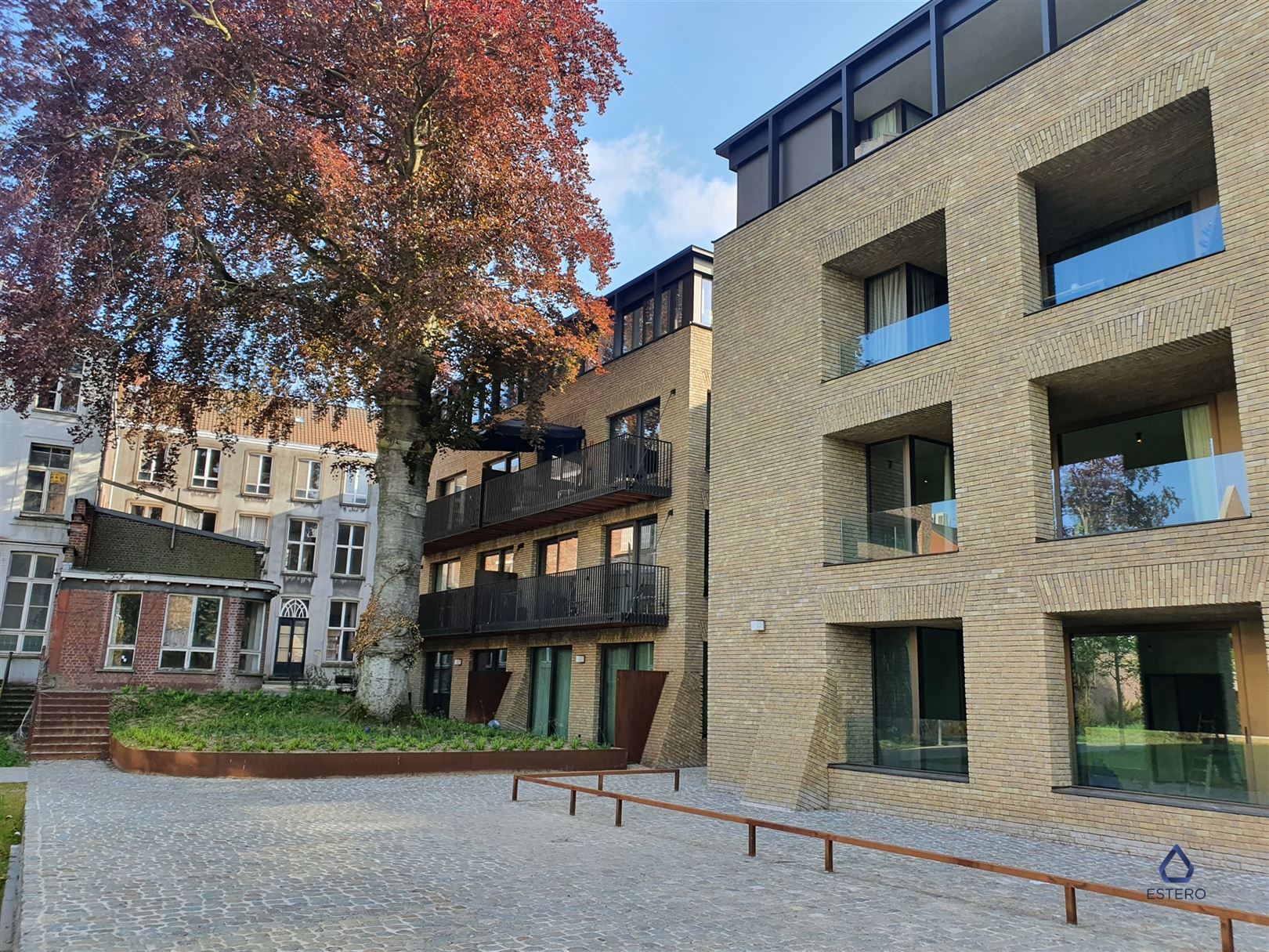 Nieuwbouw gelijkvloers appartement te Kortrijk  foto {{pictureIndex}}