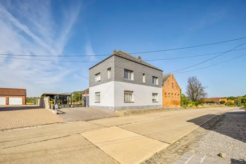 Charmante woning met aangrenzende stellen op 17are foto 38