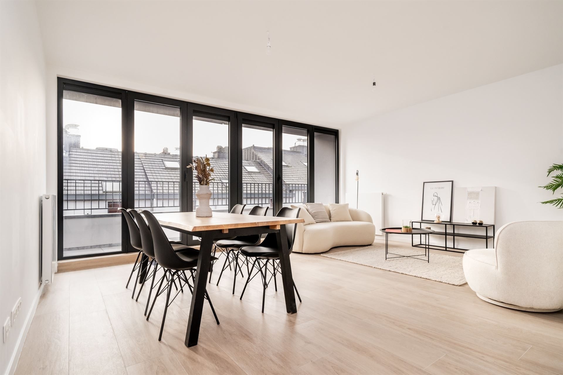 Dicht bij het Tour&Taxis-terrein, prachtig duplex met 2 slaapkamers : foto 2