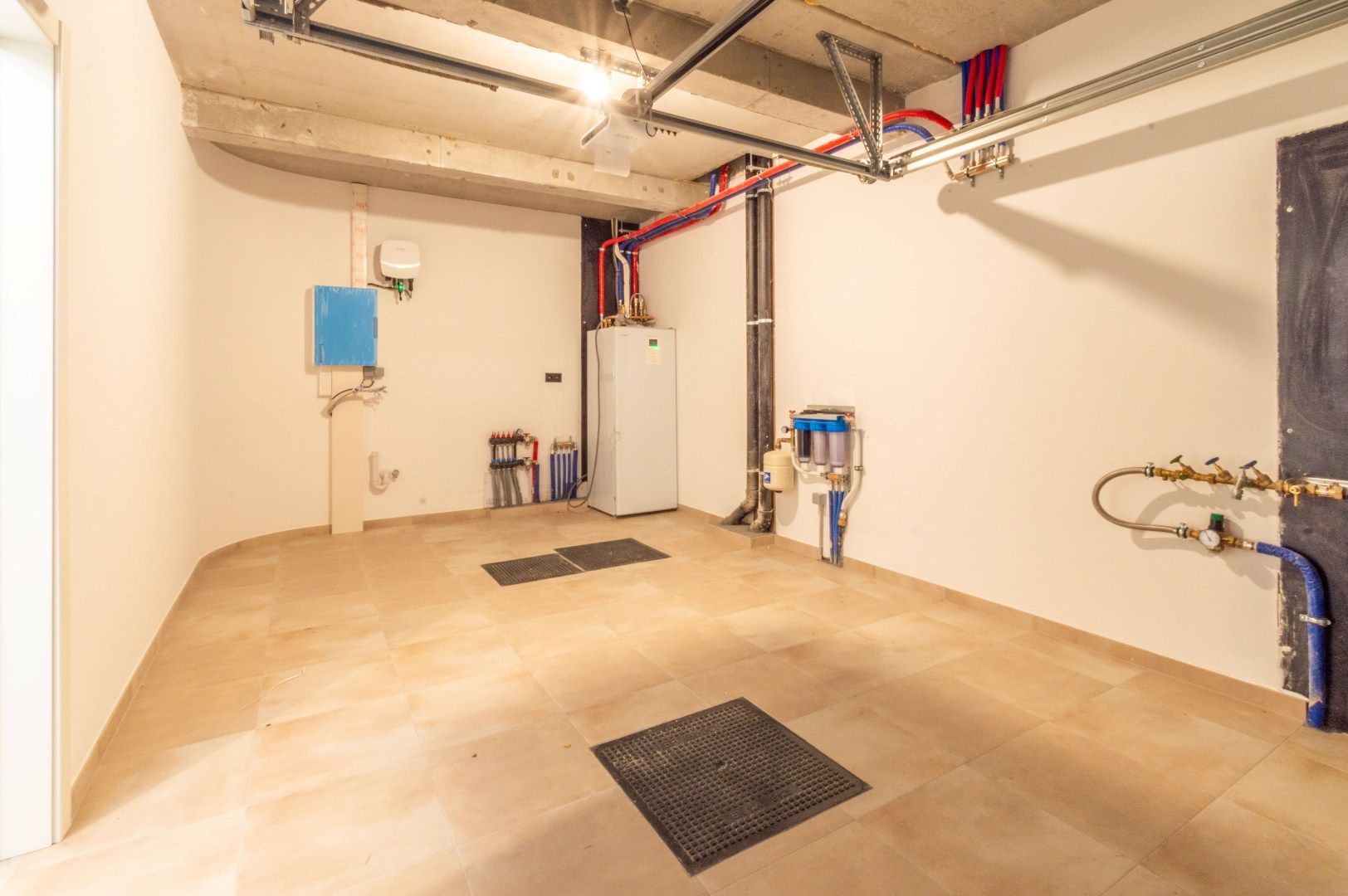 Nieuwbouwwoning met 3 slaapkamers, garage en tuin  foto 7