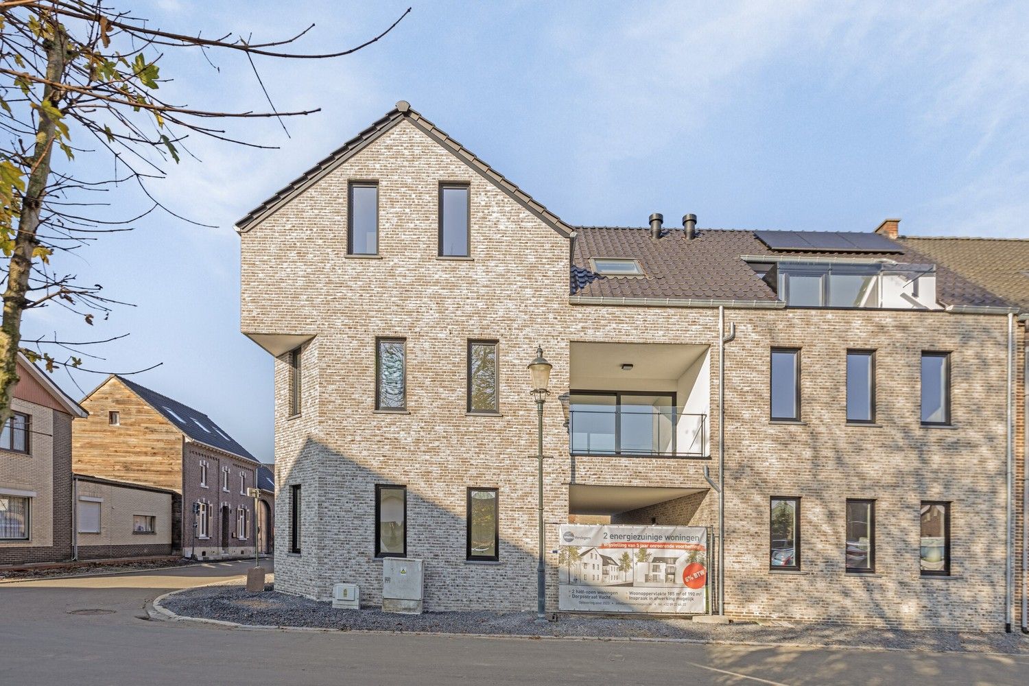 Moderne nieuwbouwwoning in het centrum van Vucht foto 31