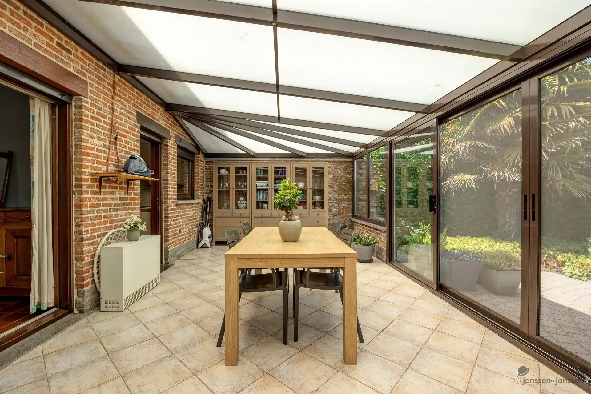 Landelijke woning met grote tuin op topligging foto 13