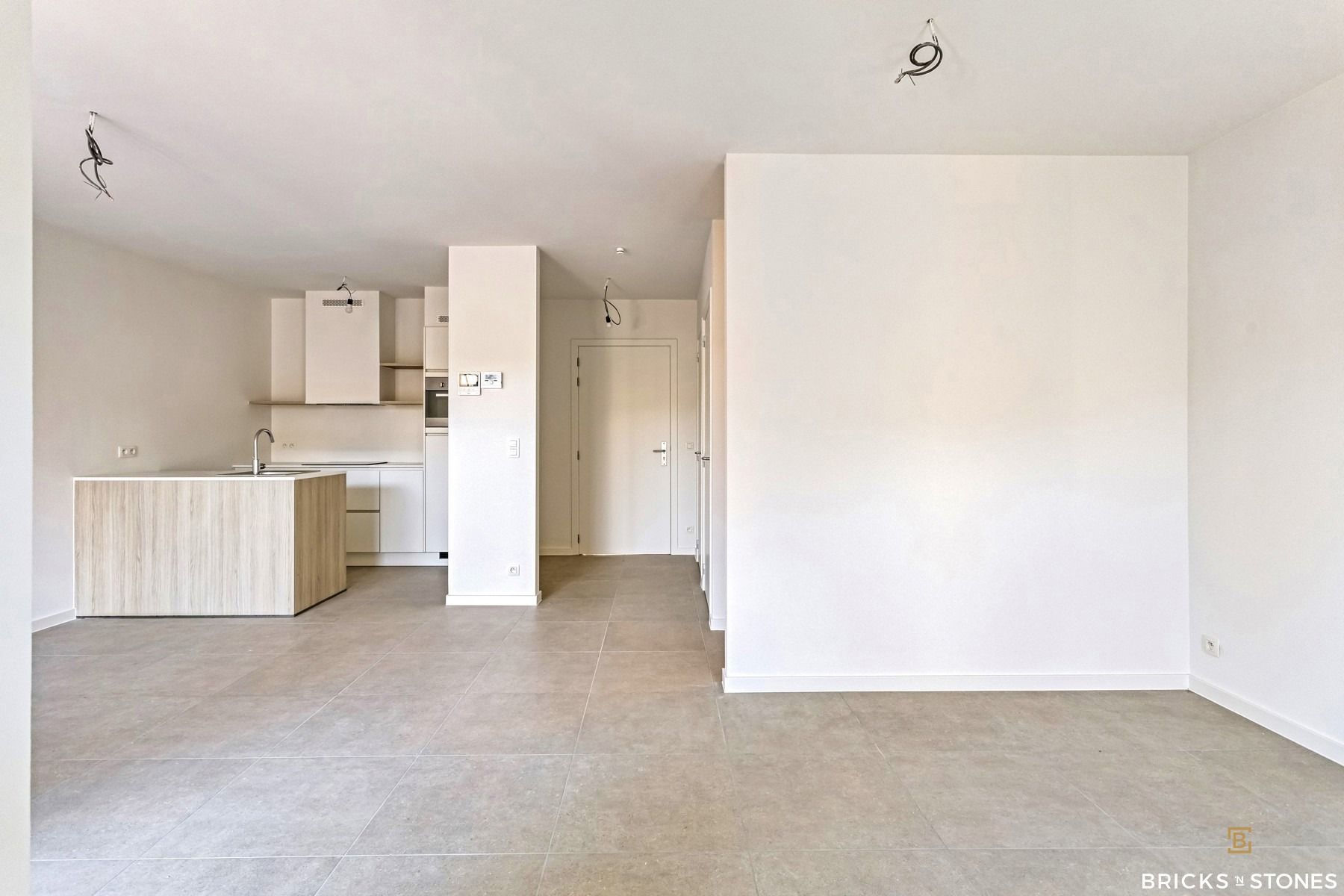 Energiezuinig duplex appartement met 2 slpkms en 2 terrassen foto {{pictureIndex}}