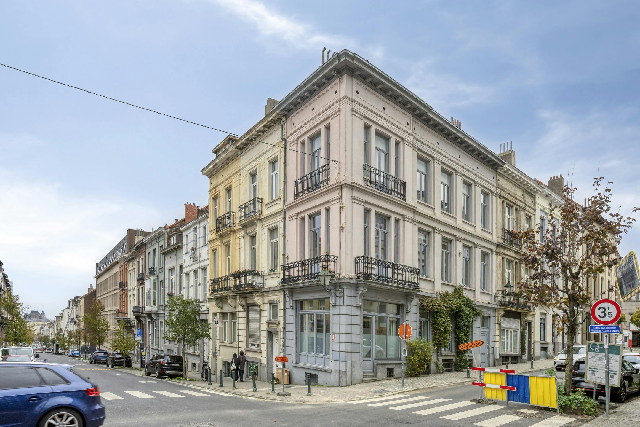 Duplex appartment te Sint-Gillis met 2 slaapkamers foto 3