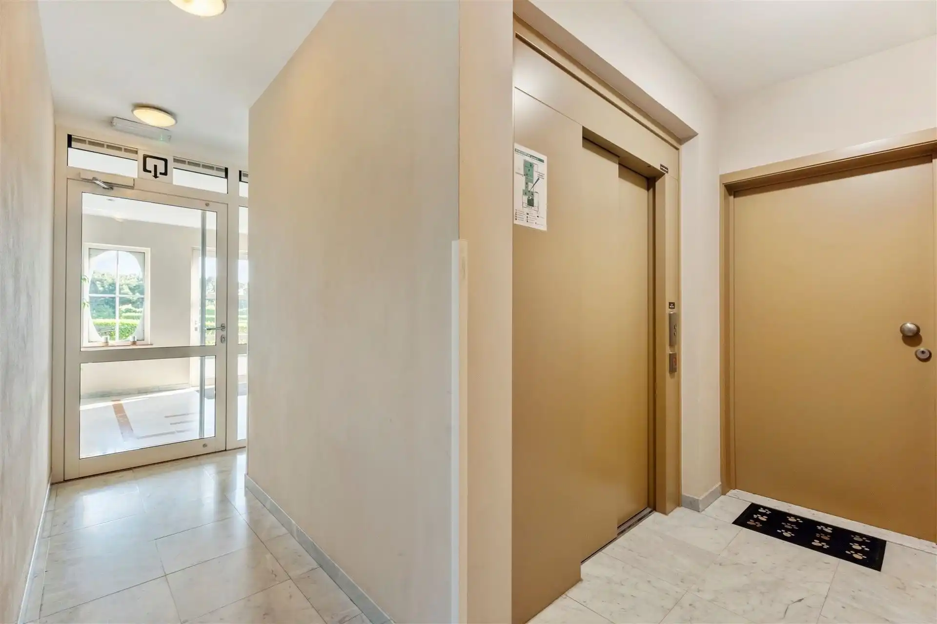 WIJDS UITZICHT / TERRASSEN  foto 37