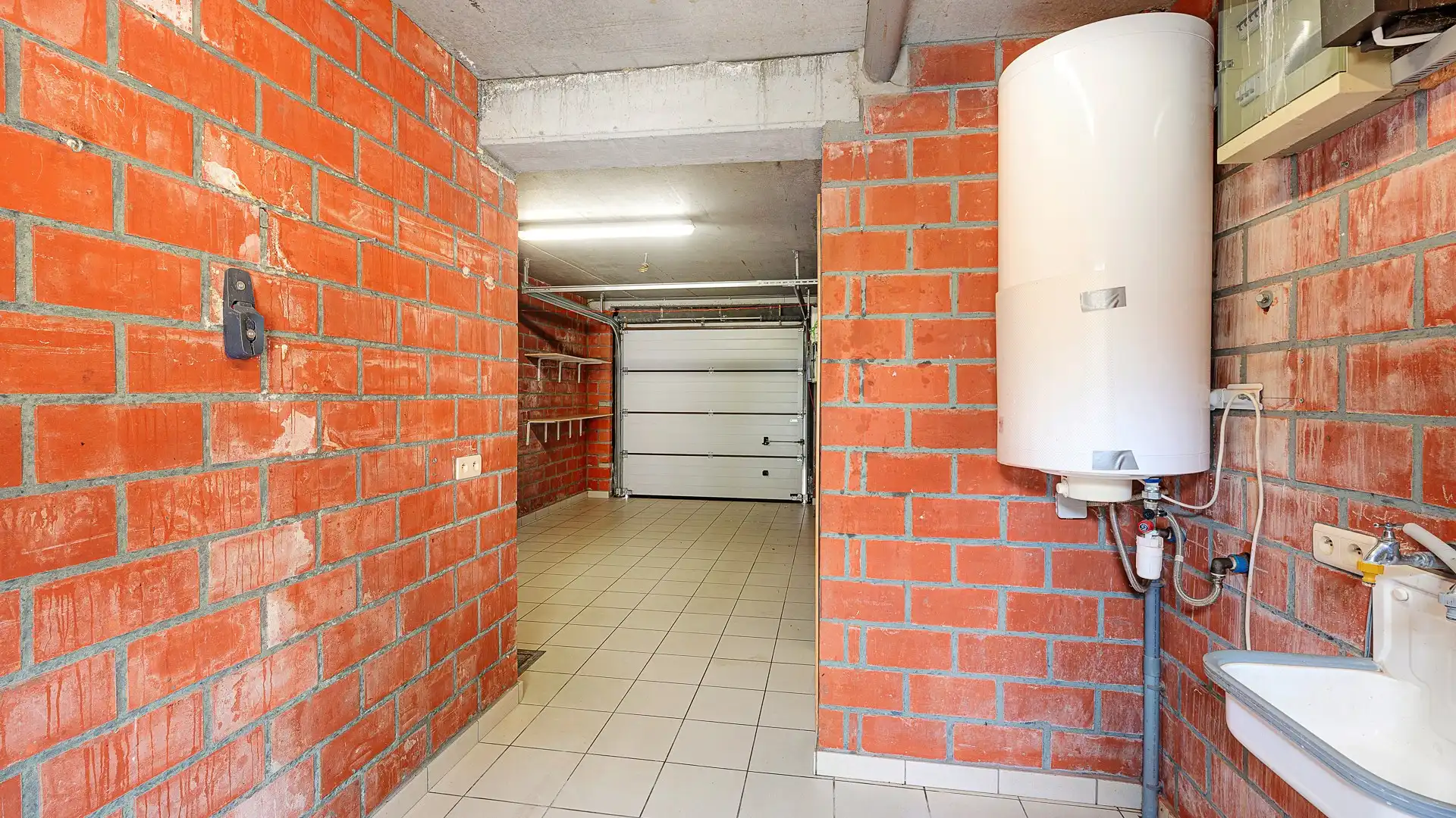 Woning met garage en tuin te Vlissegem (De Haan) foto 10