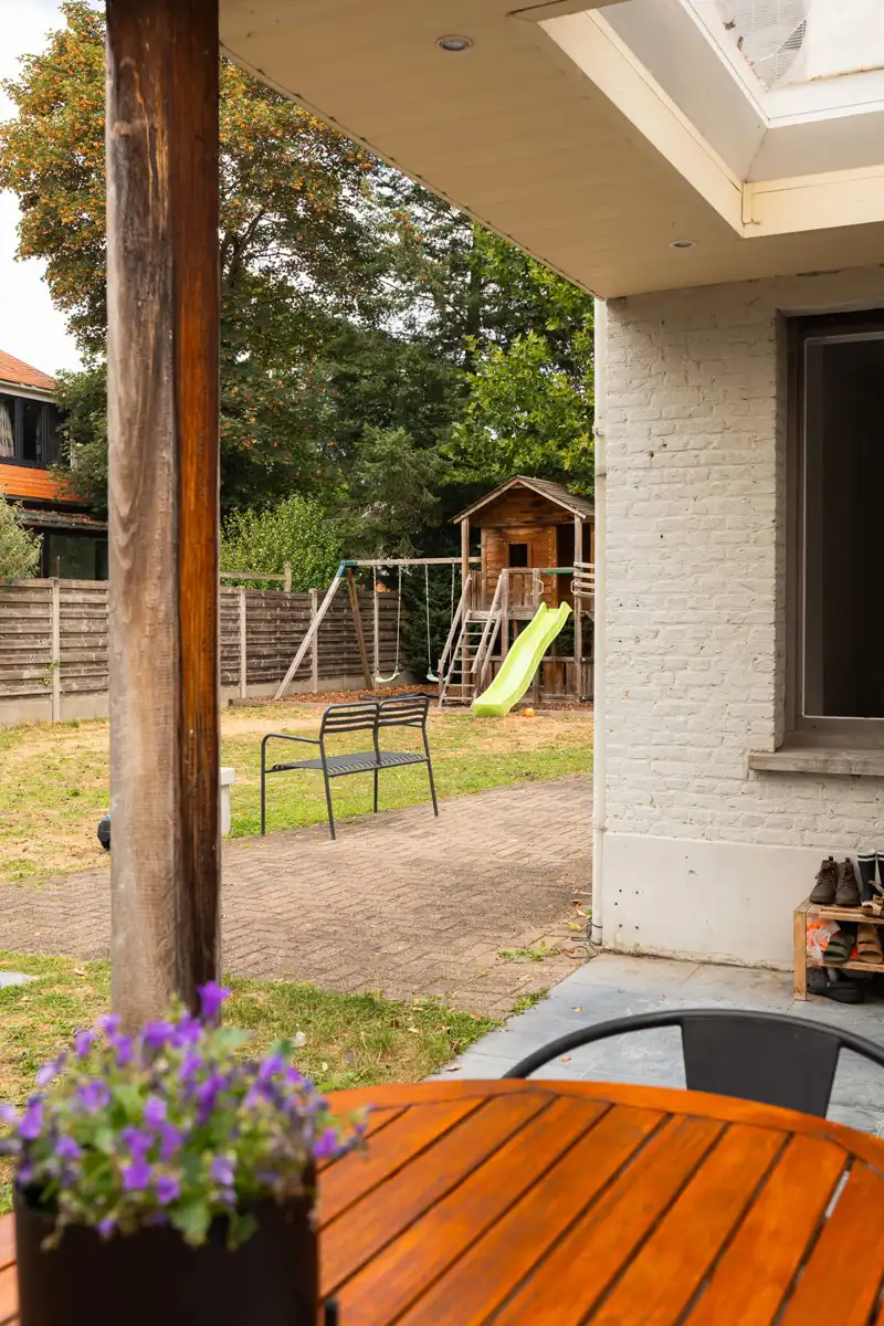 Ruime woning met praktijkruimte op toplocatie foto 24