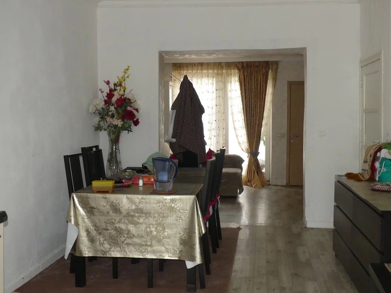 Rijwoning aan de stadsrand foto 10