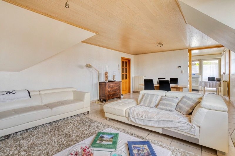 🏡 Lichtrijk appartement met 2 slaapkamers, ruim terras in hartje Wakken! ☀️ foto 9