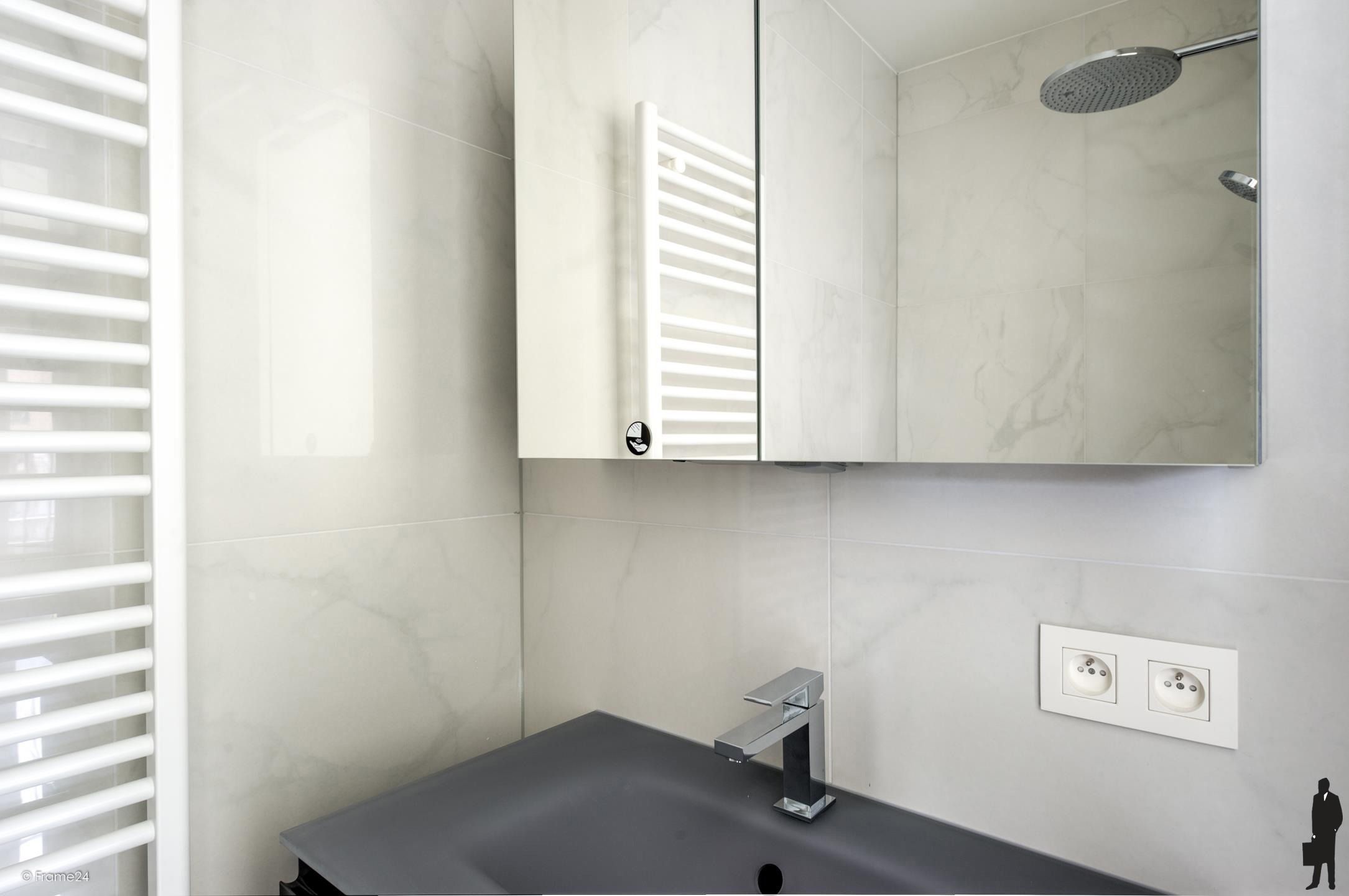 Luxueuze penthouse met terras in hartje Antwerpen. foto 20