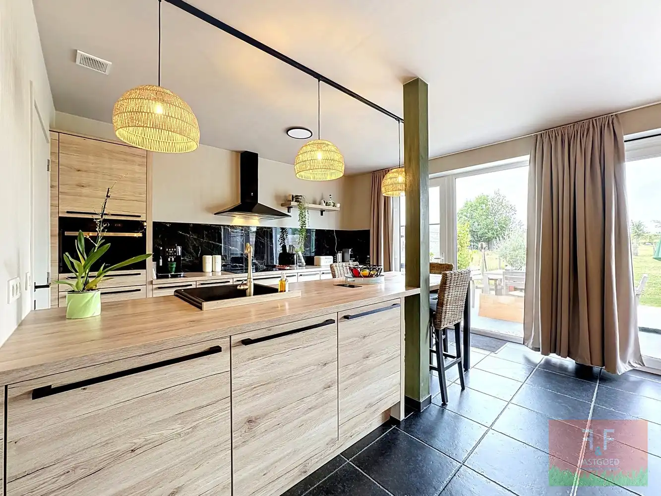 Moderne gezinswoning met 3 slaapkamers, zonneterras en grote tuin te Vlierzele - Instapklaar, gebouwd in 2022! foto 8