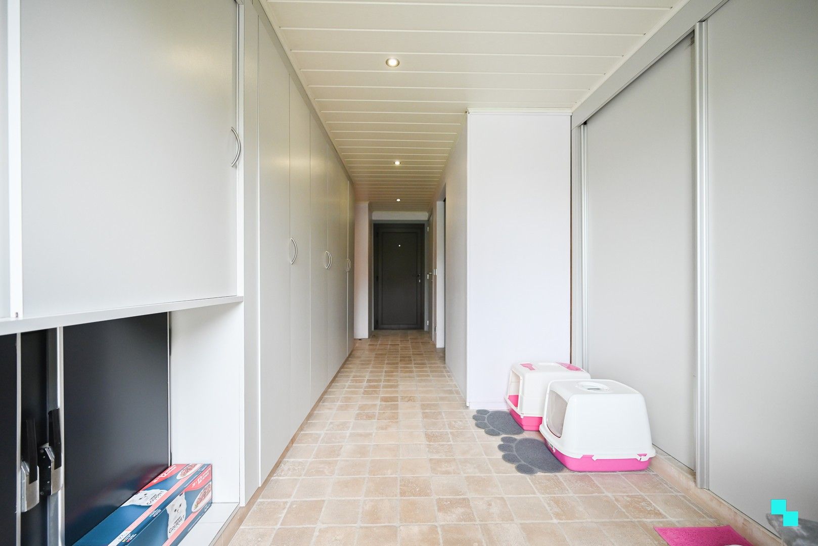 Verrassend ruime woning met 4 slaapkamers te Roeselare foto 15