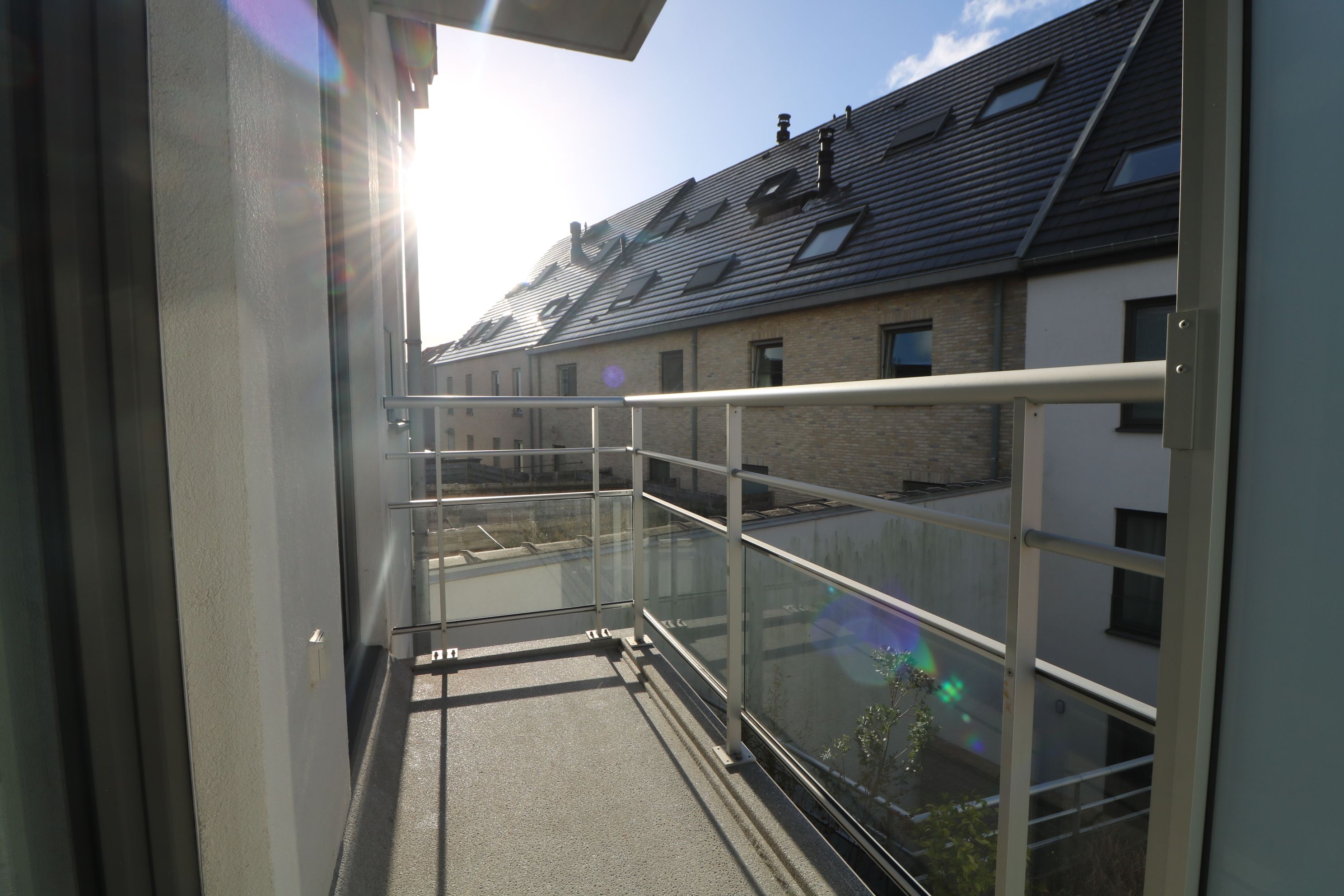 Recent (2020), instapklaar 2-slaapkamerappartement in een aangename buurt.  foto 13