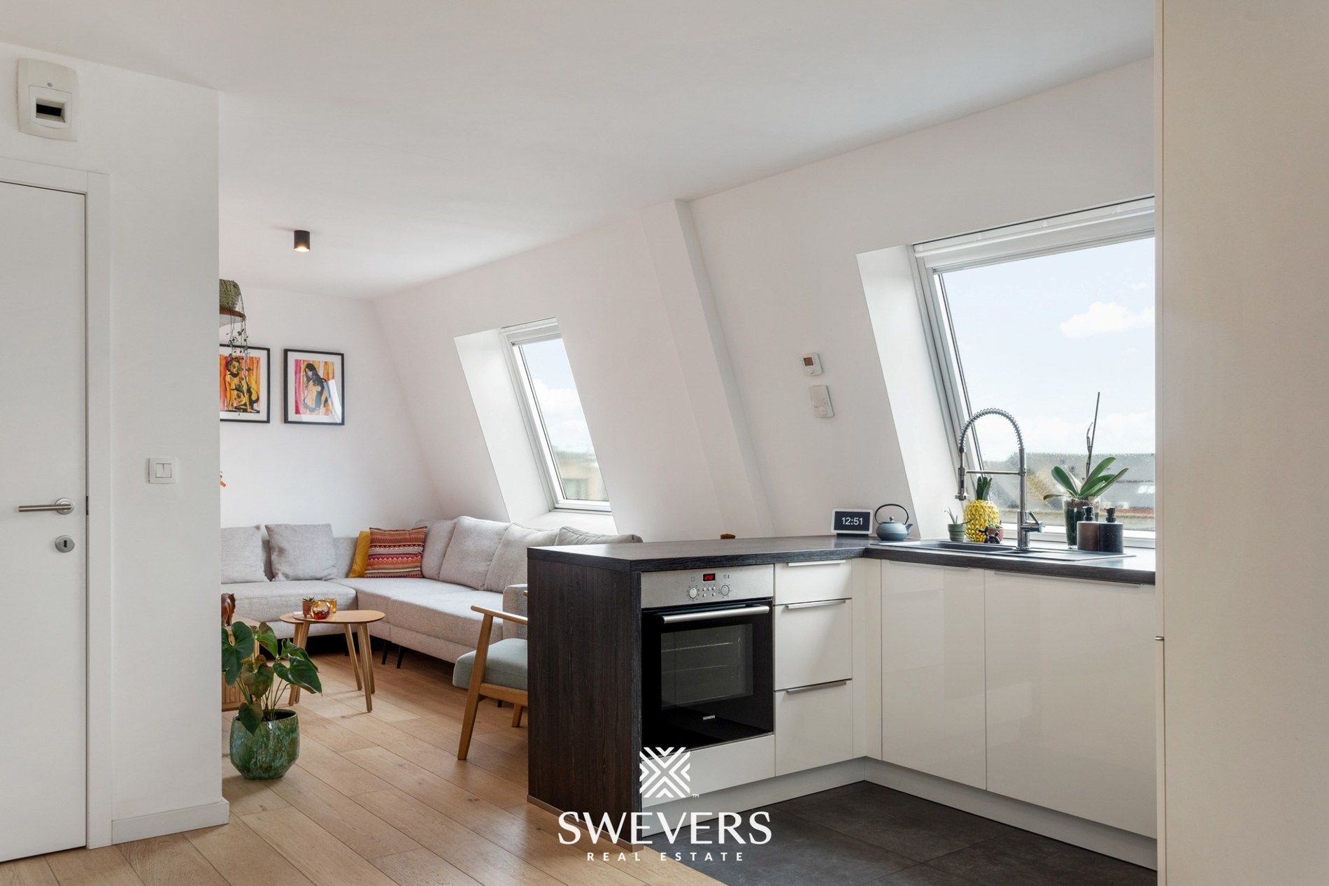 Ruim appartement (125m²) met 3 slpk in hartje Leopoldsburg foto 12