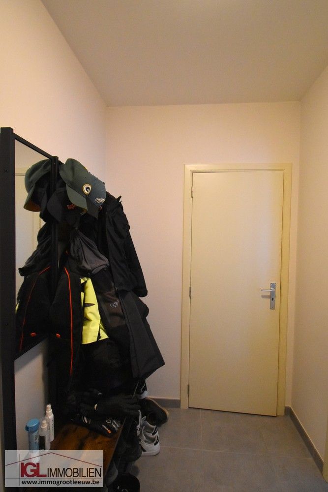 1-Kamer appartement te huur foto 11