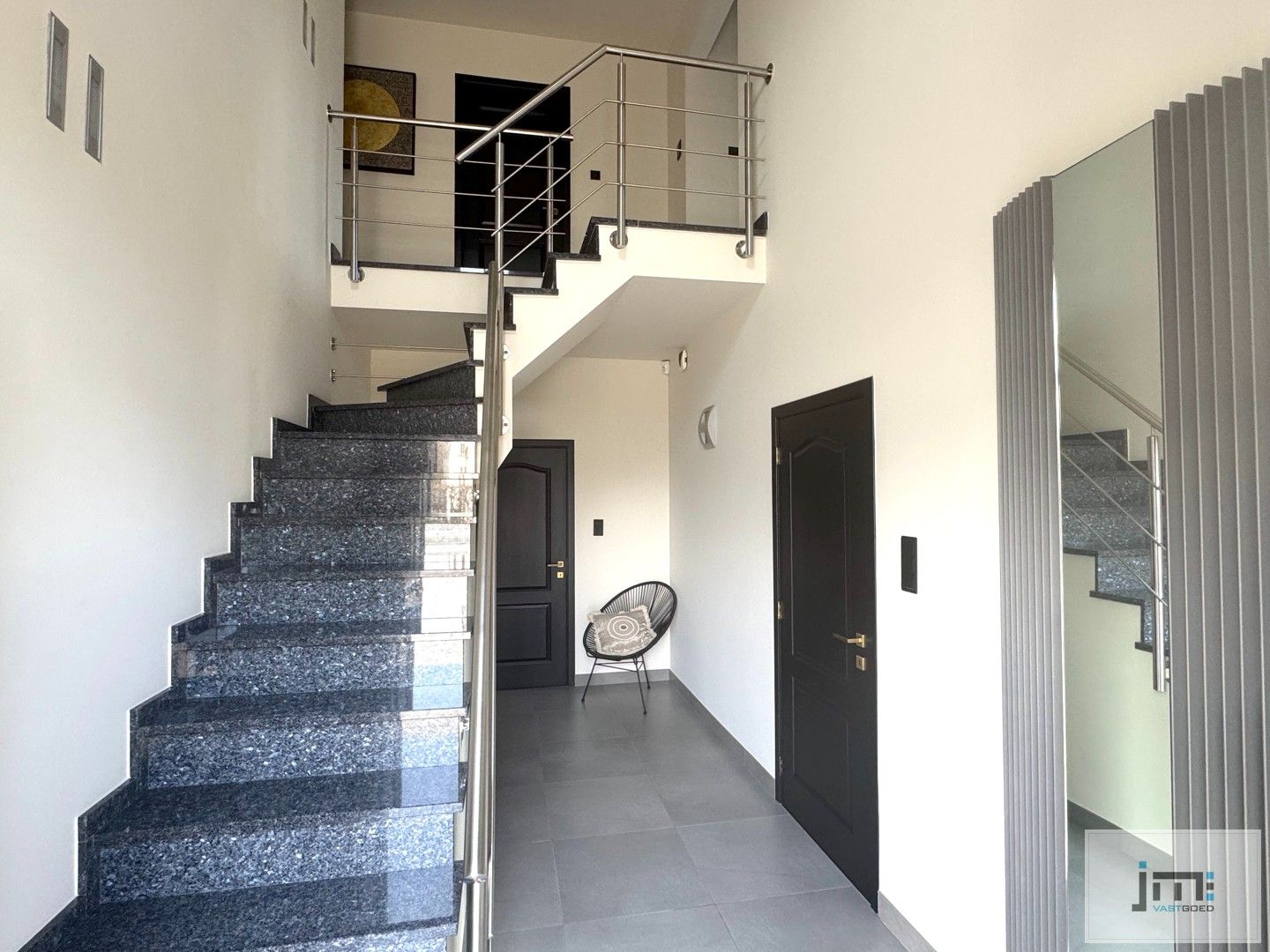 Ruime, perfect onderhouden, woning foto 10