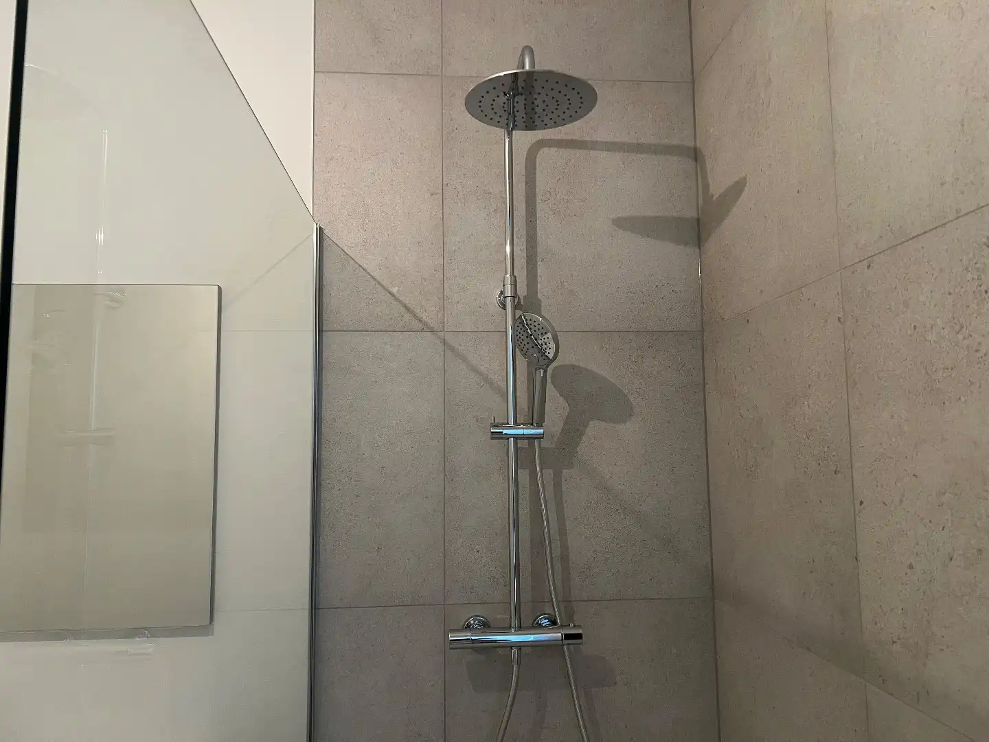 Luxe nieuwbouw appartement, 83m² met ruim terras , 2 slpk op toplocatie foto 11