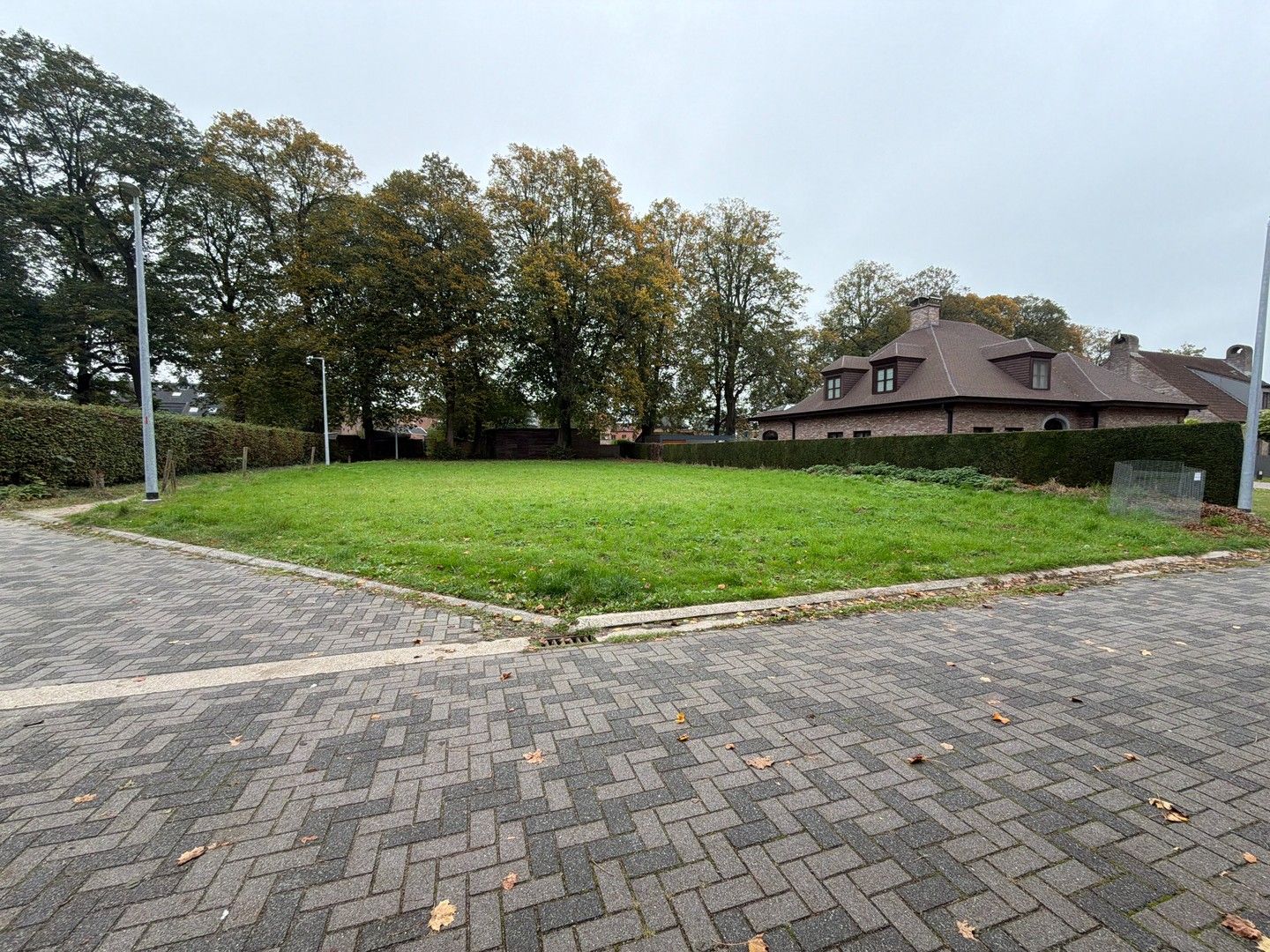 Bouwgrond 813m2 voor open bebouwing foto 4