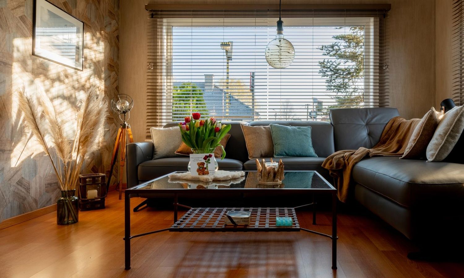 Ruime halfopen bebouwing met 5 slpks op strategische locatie in Zomergem foto 9