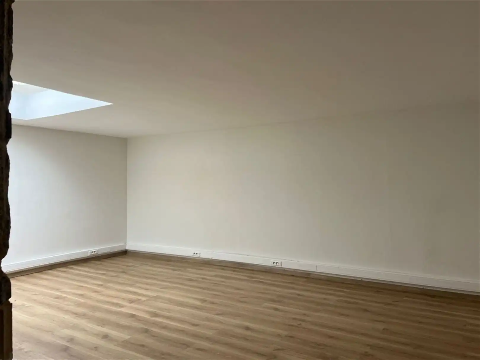 Gelijkvloers kantoor in authentieke trapgevelwoning foto 13