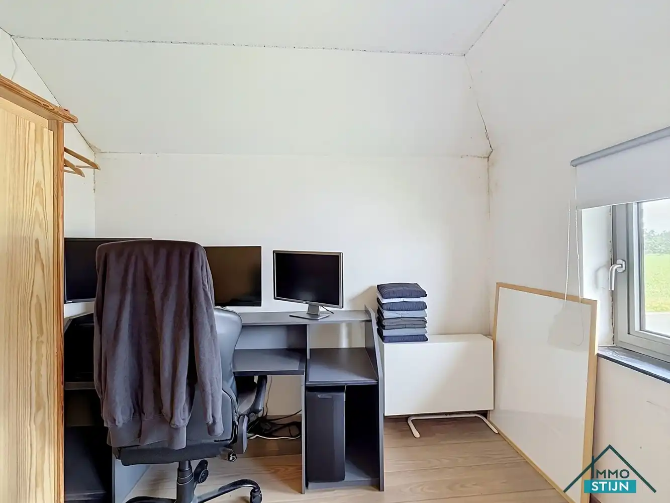 Recente instapklare woning met 4 slaapkamers en bijgebouw foto 9