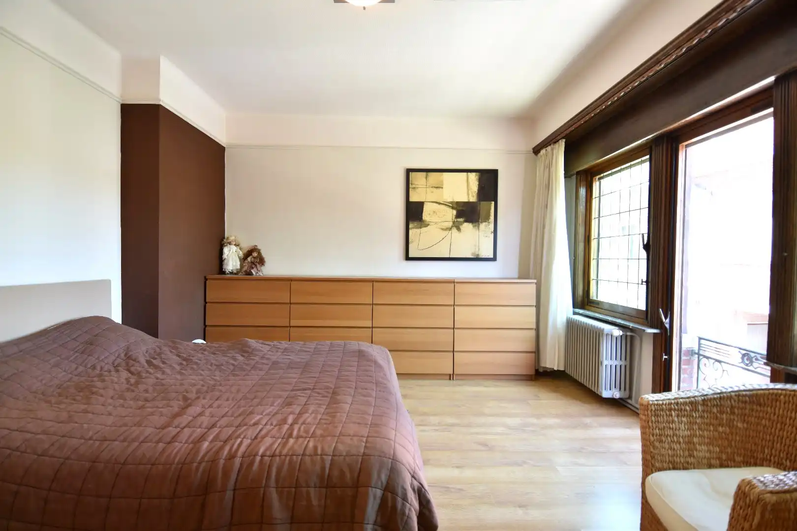 Charmante eigendom met 3 slaapkamers, 80 m² zolder, inpandige garage en zonneterras te koop in Gullegem-centrum foto 14