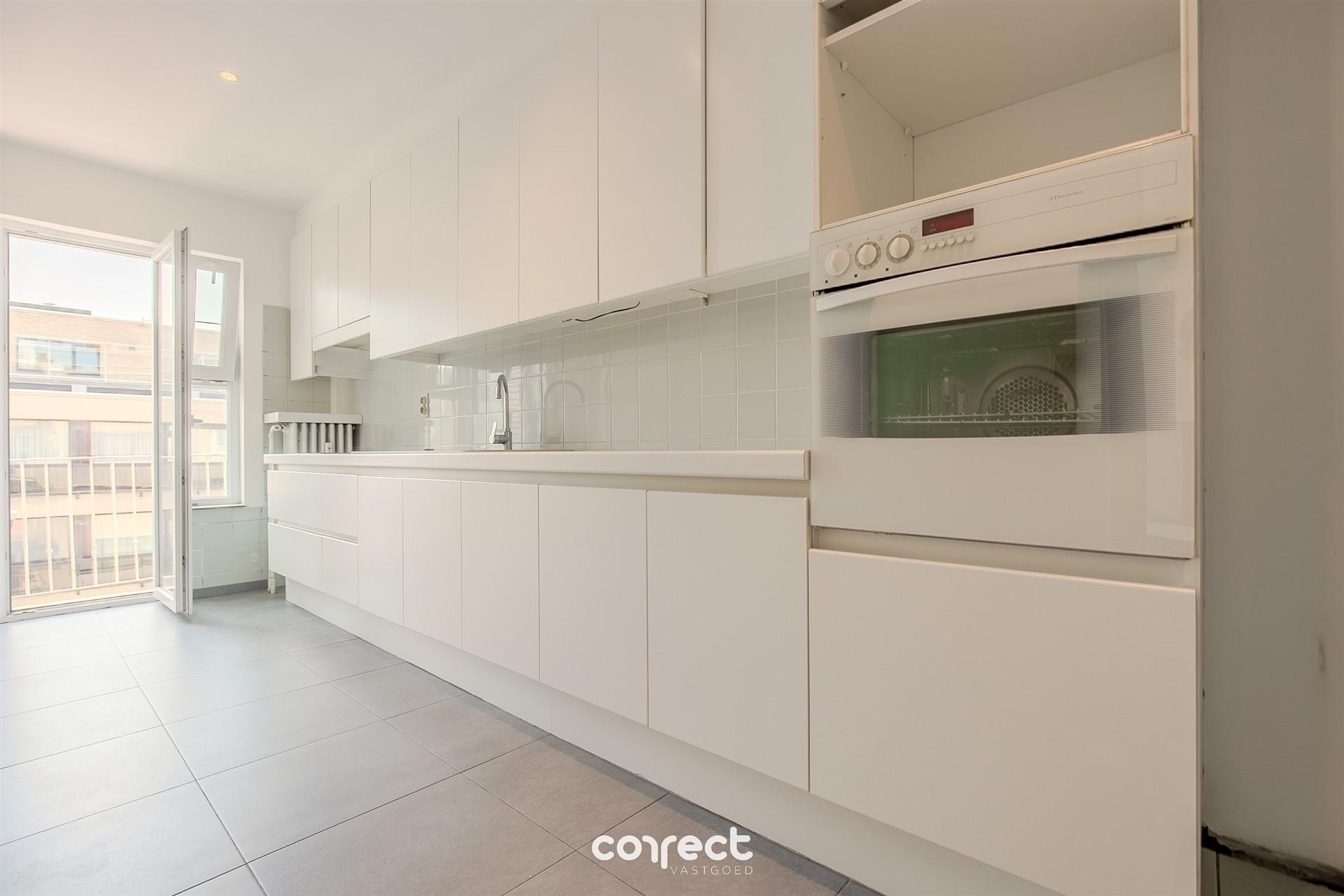 Instapklaar appartement met open zicht.  foto 3