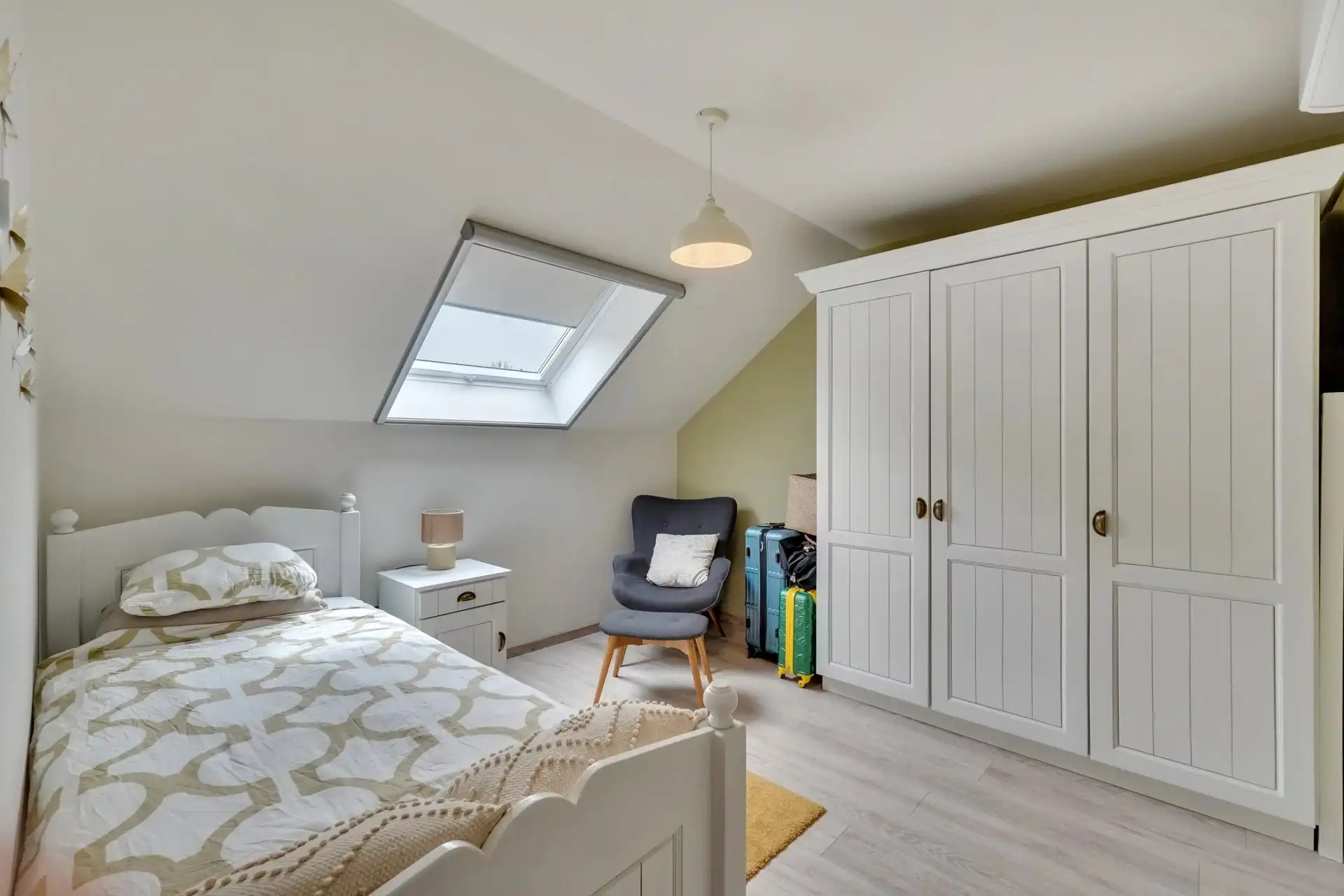 Gerenoveerde gezinswoning met 3 ruime slaapkamers foto 21