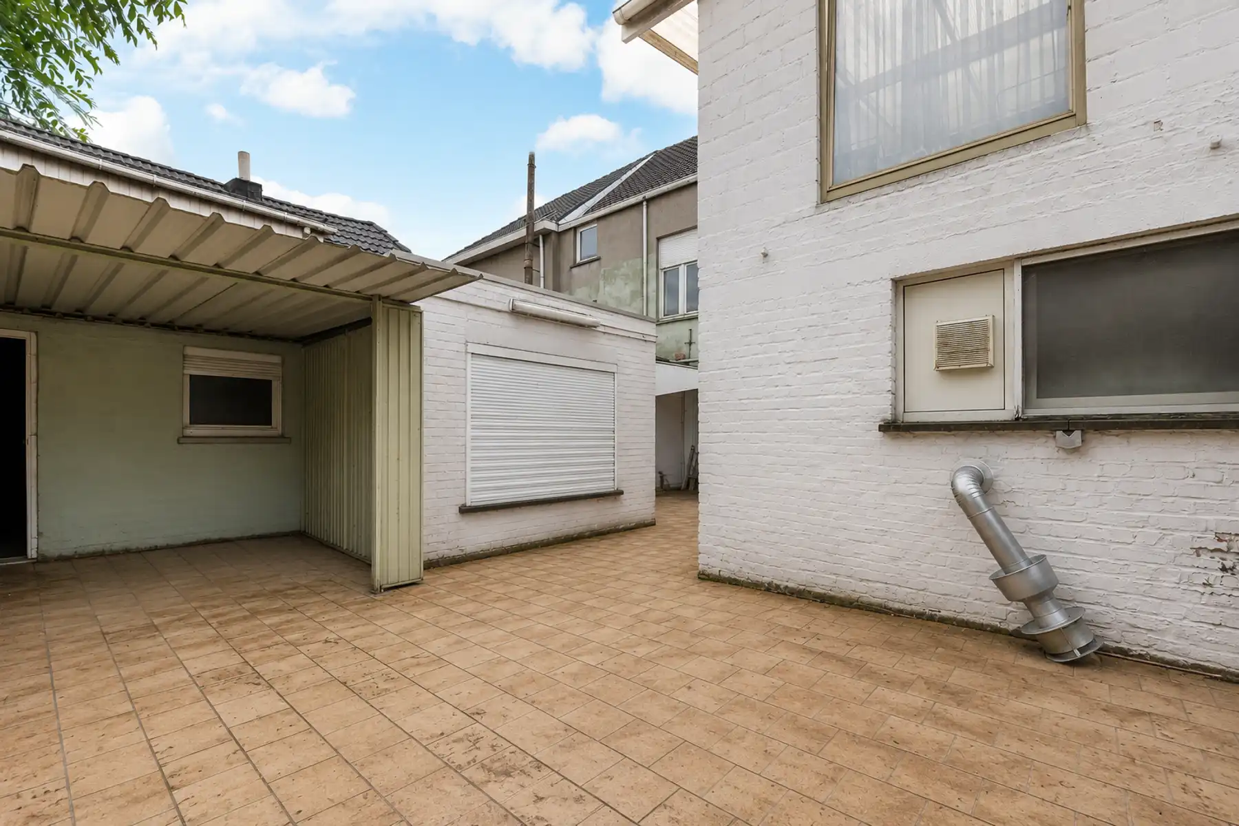 Hoekpand handel en wonen, projectgrond  foto 2