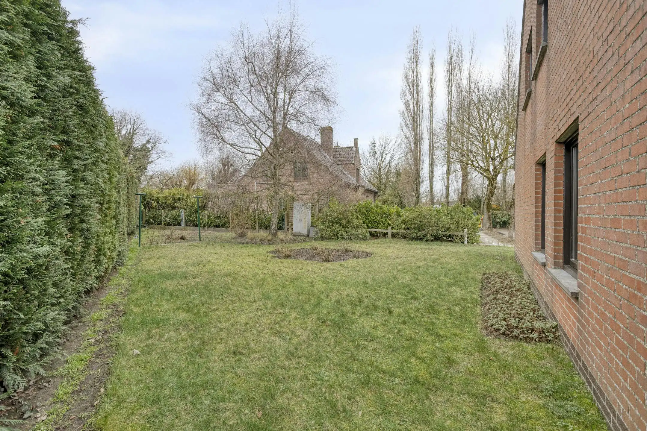 Vrijstaand huis met 4 slaapkamers te Assebroek  foto 7