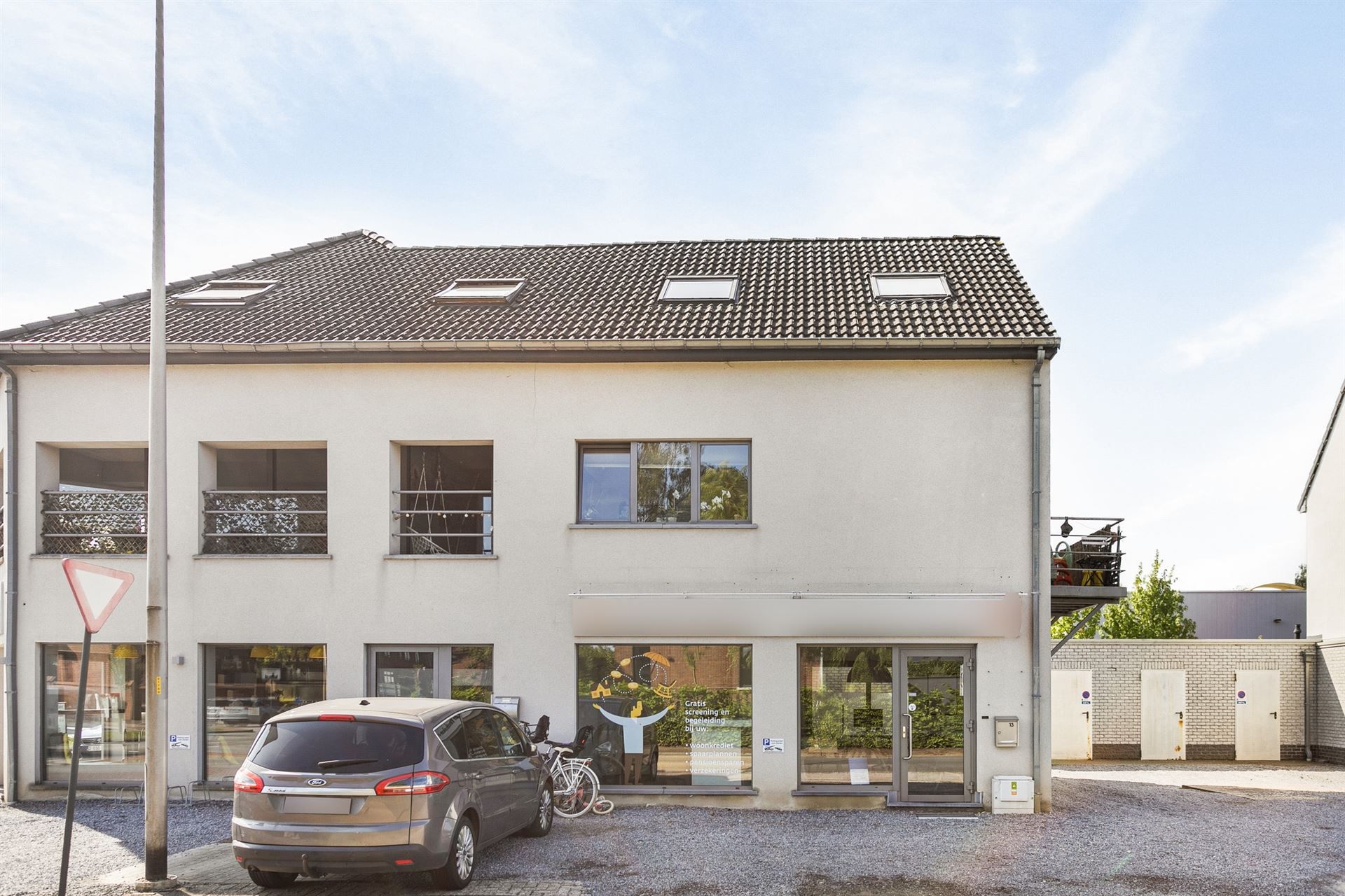 Duplex appartement te huur in het centrum van Tessenderlo foto {{pictureIndex}}