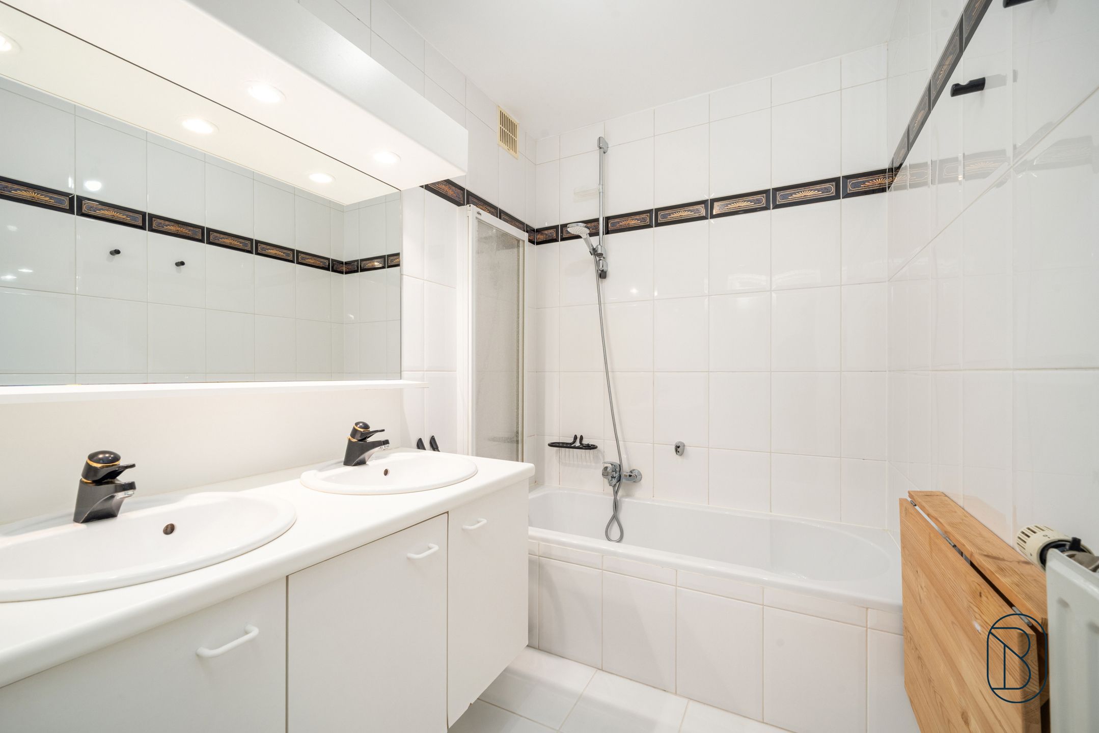 Centraal gelegen dakappartement met 2 slk en terras!  foto 12