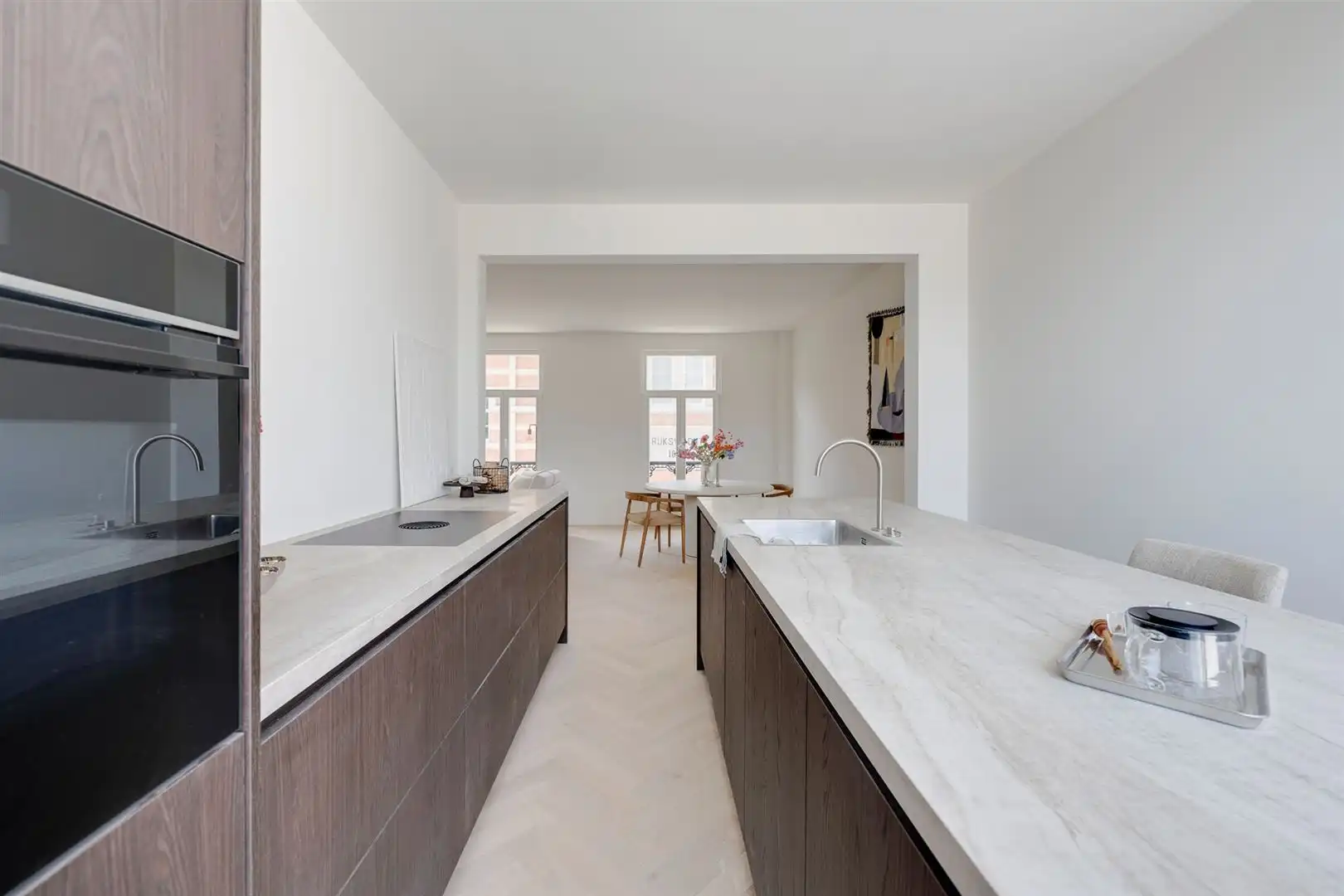 Appartement met terras en Parijse flair in Sint-Andries foto 9