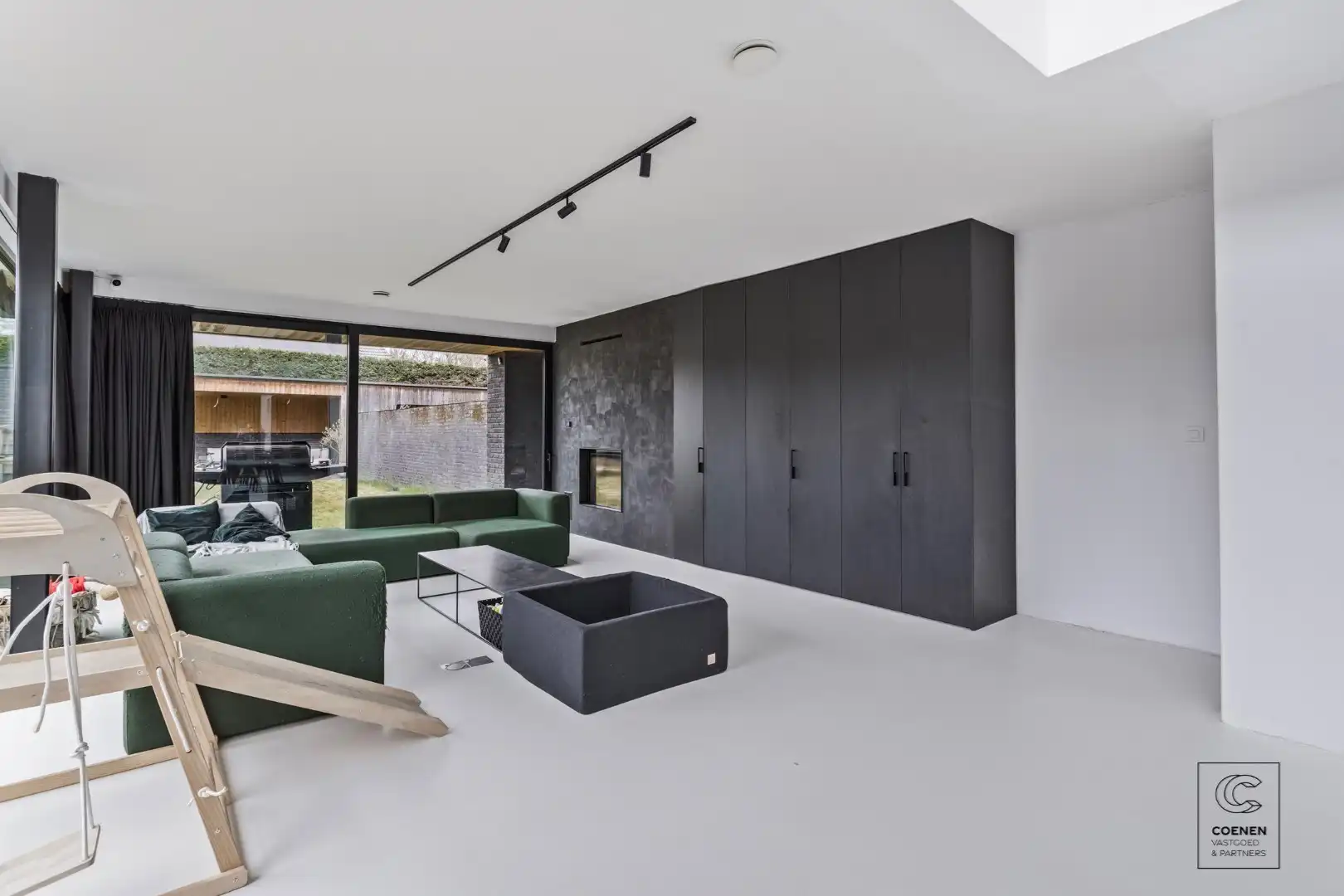 Prachtig verder af te werken HOB van 320 m² in een doodlopende straat! foto 10