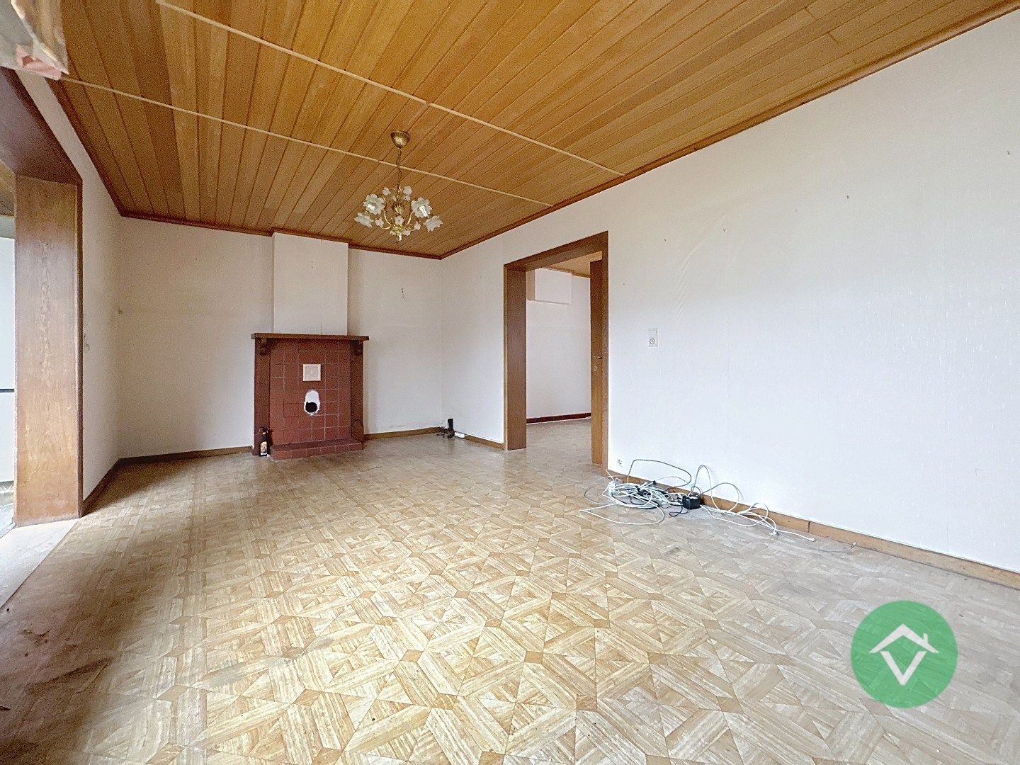 Woning met kleine loods te Gistel  foto 4