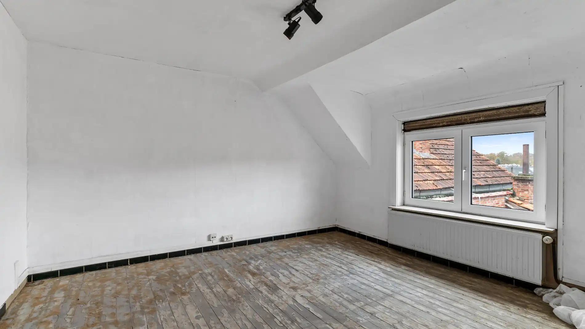 LINDEN 3-gevel woning 3 slks + mooie tuin foto 10