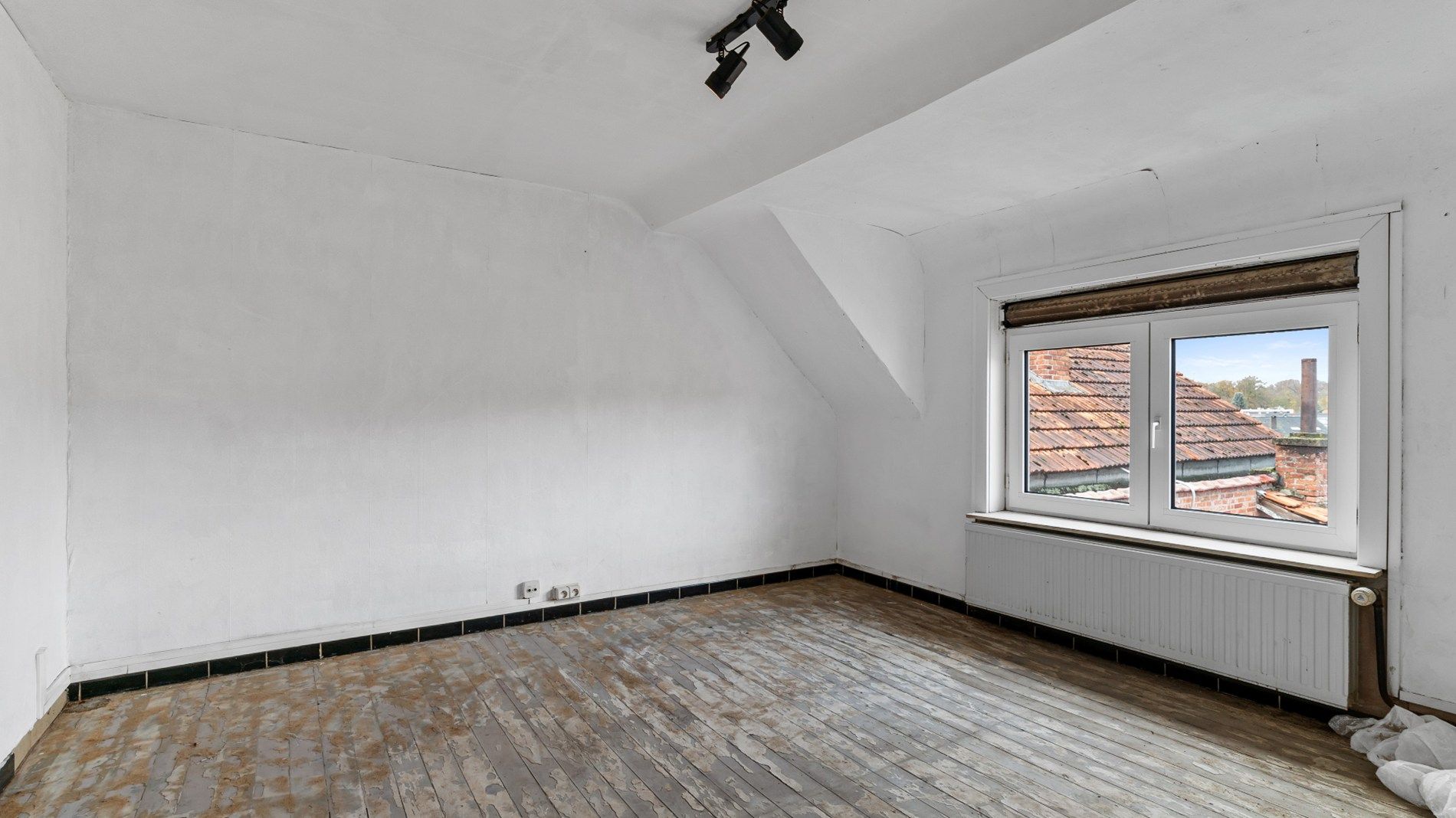 LINDEN 3-gevel woning 3 slks + mooie tuin foto 10