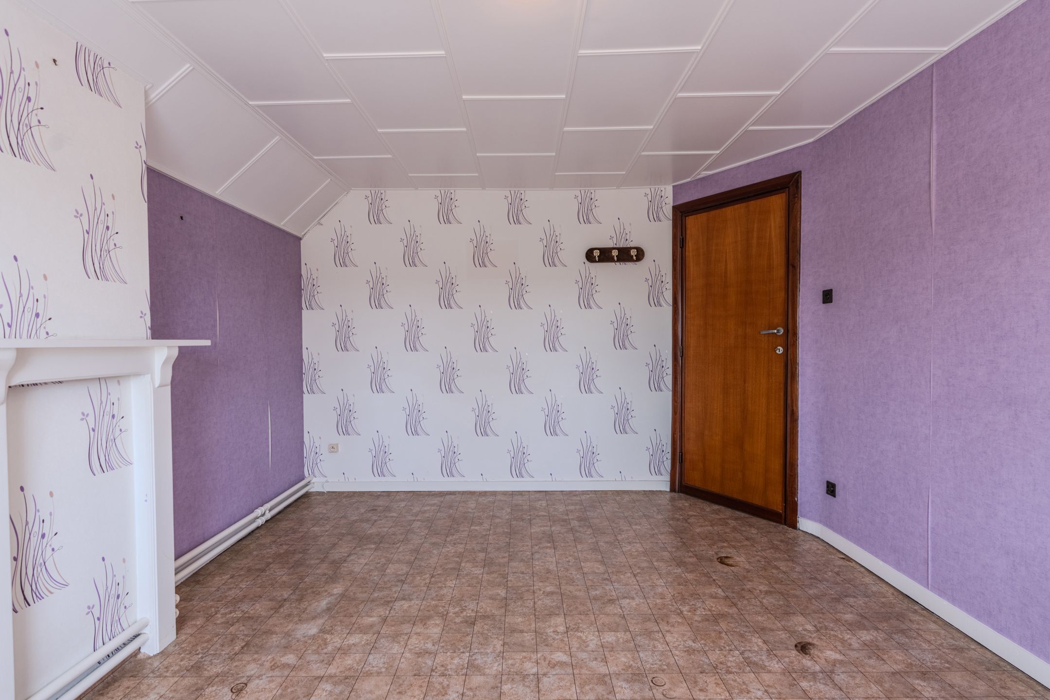 Charmante woning met veel potentieel in hartje Oudenburg! foto 10